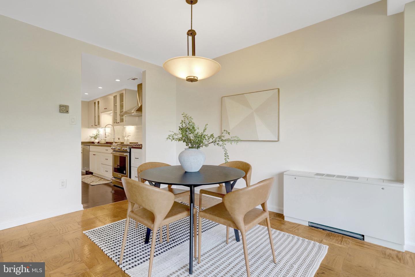 4141 N HENDERSON RD #313, ARLINGTON, Virginia 22203, 1 Bedroom Bedrooms, ,1 BathroomBathrooms,Residential,For sale,4141 N HENDERSON RD #313,VAAR2064534 MLS # VAAR2064534