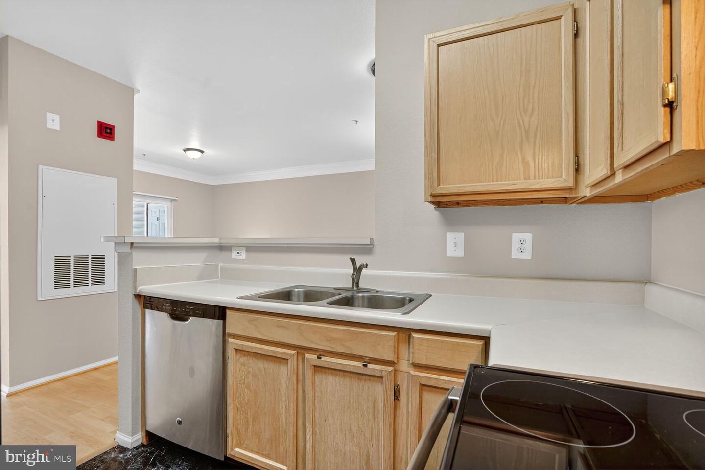 1580 SPRING GATE DR #4205, MCLEAN, Virginia 22102, 1 Bedroom Bedrooms, ,1 BathroomBathrooms,Residential,For sale,1580 SPRING GATE DR #4205,VAFX2272746 MLS # VAFX2272746