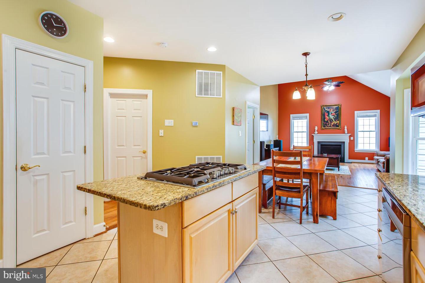3403 LOGSTONE DR, TRIANGLE, Virginia 22172, 4 Bedrooms Bedrooms, ,3 BathroomsBathrooms,Residential,For sale,3403 LOGSTONE DR,VAPW2105366 MLS # VAPW2105366