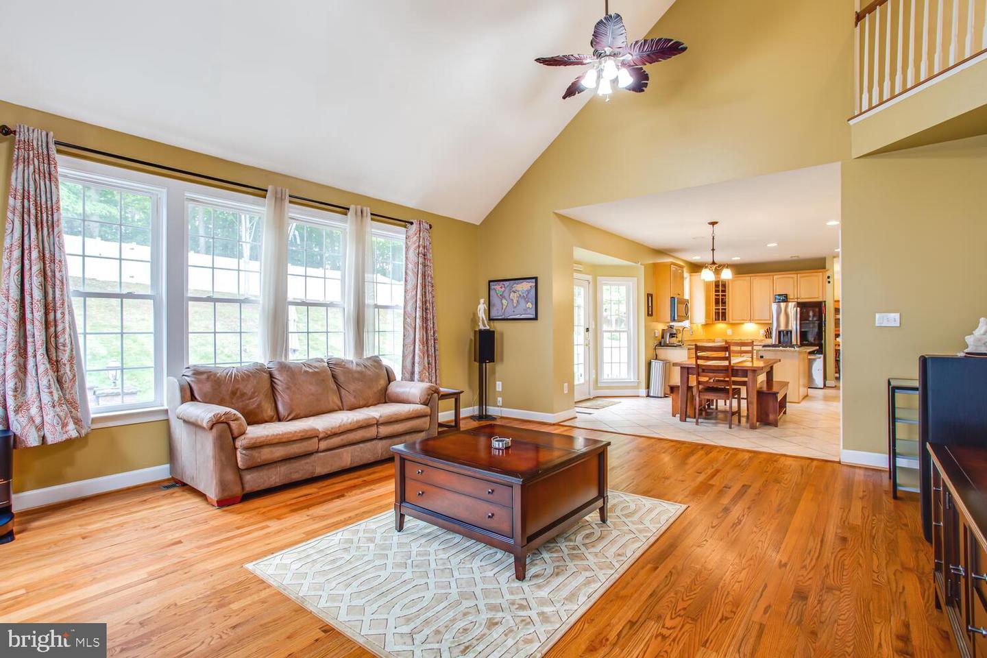 3403 LOGSTONE DR, TRIANGLE, Virginia 22172, 4 Bedrooms Bedrooms, ,3 BathroomsBathrooms,Residential,For sale,3403 LOGSTONE DR,VAPW2105366 MLS # VAPW2105366