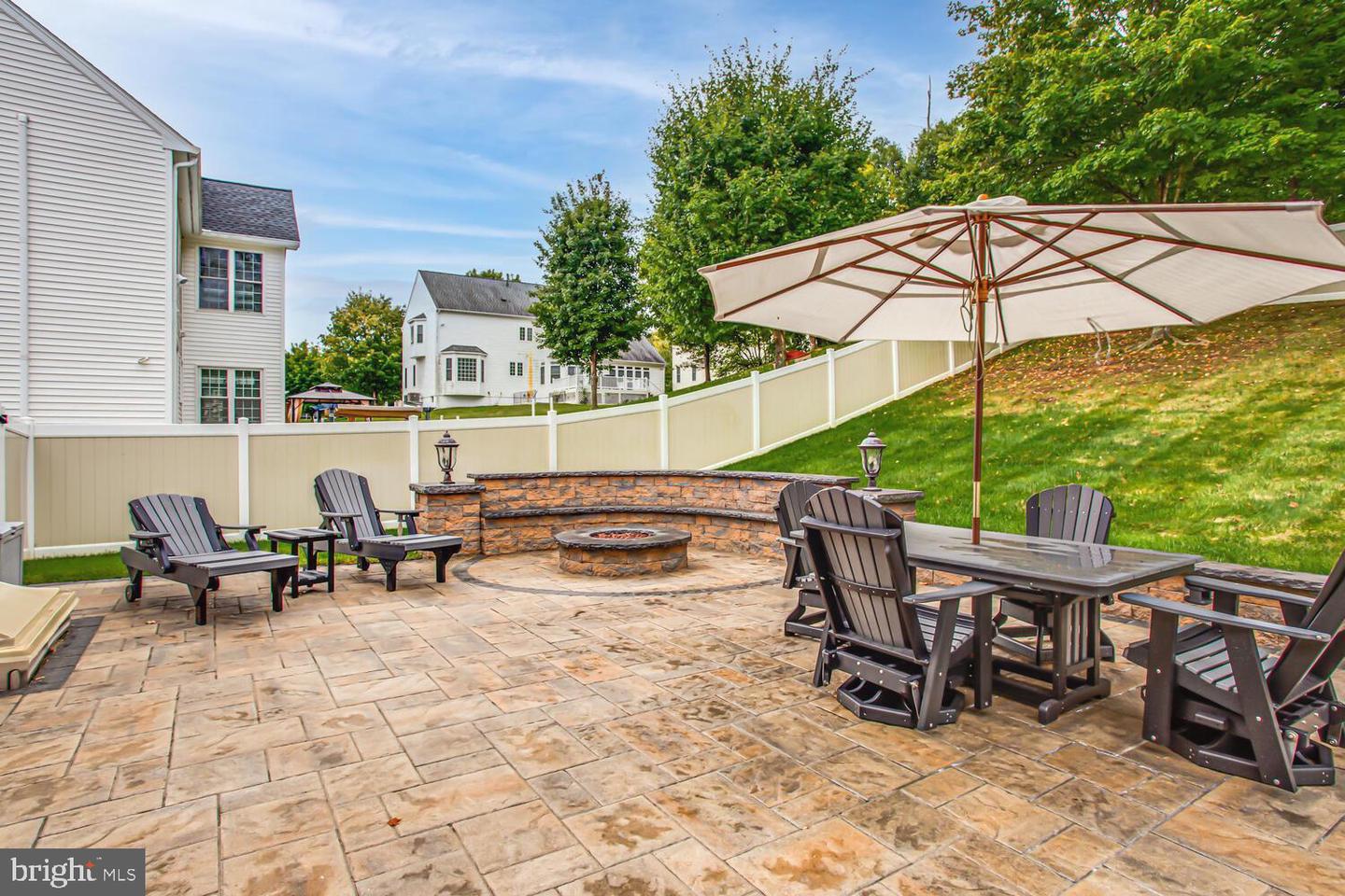 3403 LOGSTONE DR, TRIANGLE, Virginia 22172, 4 Bedrooms Bedrooms, ,3 BathroomsBathrooms,Residential,For sale,3403 LOGSTONE DR,VAPW2105366 MLS # VAPW2105366