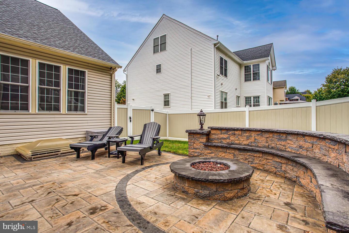 3403 LOGSTONE DR, TRIANGLE, Virginia 22172, 4 Bedrooms Bedrooms, ,3 BathroomsBathrooms,Residential,For sale,3403 LOGSTONE DR,VAPW2105366 MLS # VAPW2105366