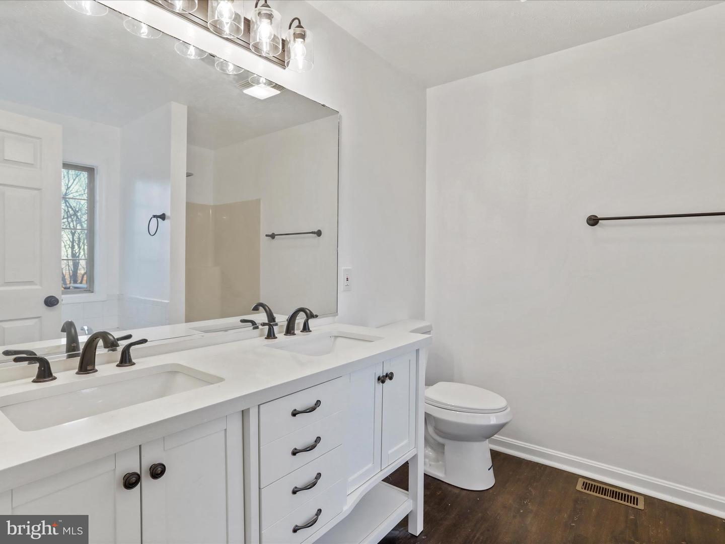689 WINDY WAY, FRONT ROYAL, Virginia 22630, 3 Bedrooms Bedrooms, ,2 BathroomsBathrooms,Residential,For sale,689 WINDY WAY,VAWR2012476 MLS # VAWR2012476