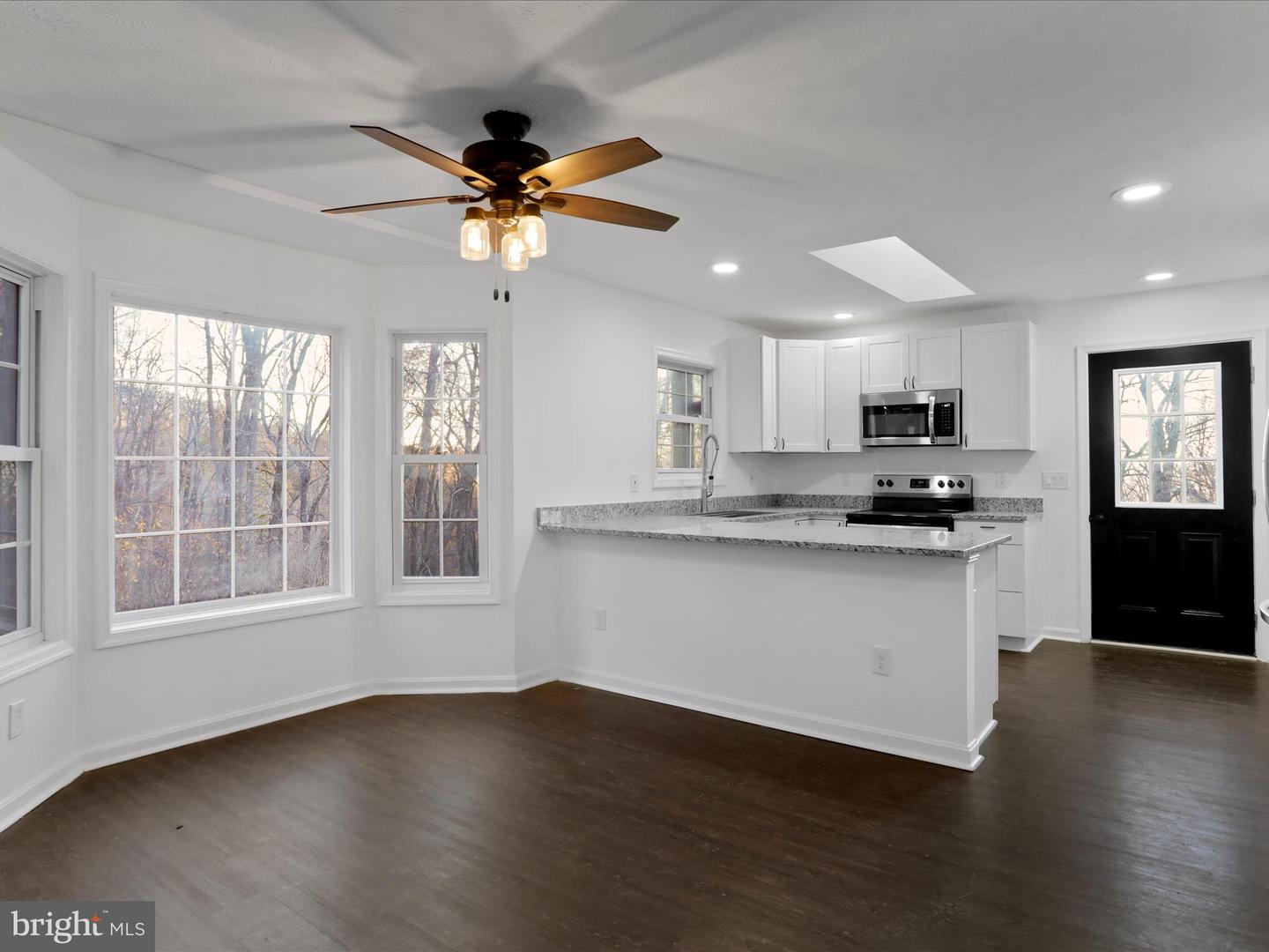 689 WINDY WAY, FRONT ROYAL, Virginia 22630, 3 Bedrooms Bedrooms, ,2 BathroomsBathrooms,Residential,For sale,689 WINDY WAY,VAWR2012476 MLS # VAWR2012476