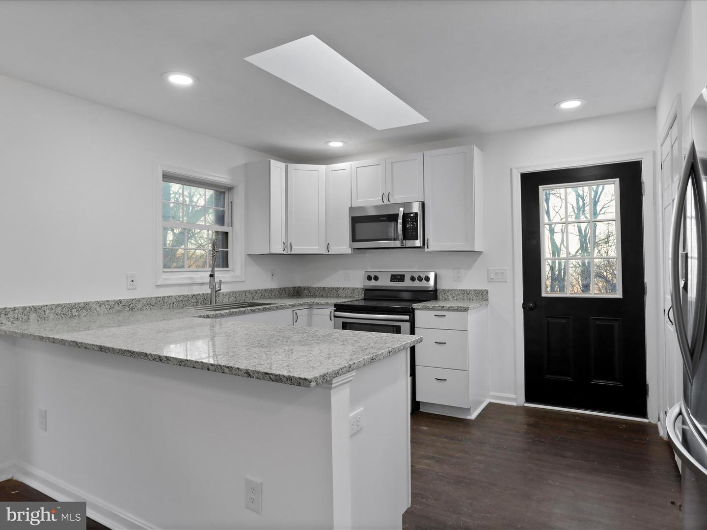 689 WINDY WAY, FRONT ROYAL, Virginia 22630, 3 Bedrooms Bedrooms, ,2 BathroomsBathrooms,Residential,For sale,689 WINDY WAY,VAWR2012476 MLS # VAWR2012476