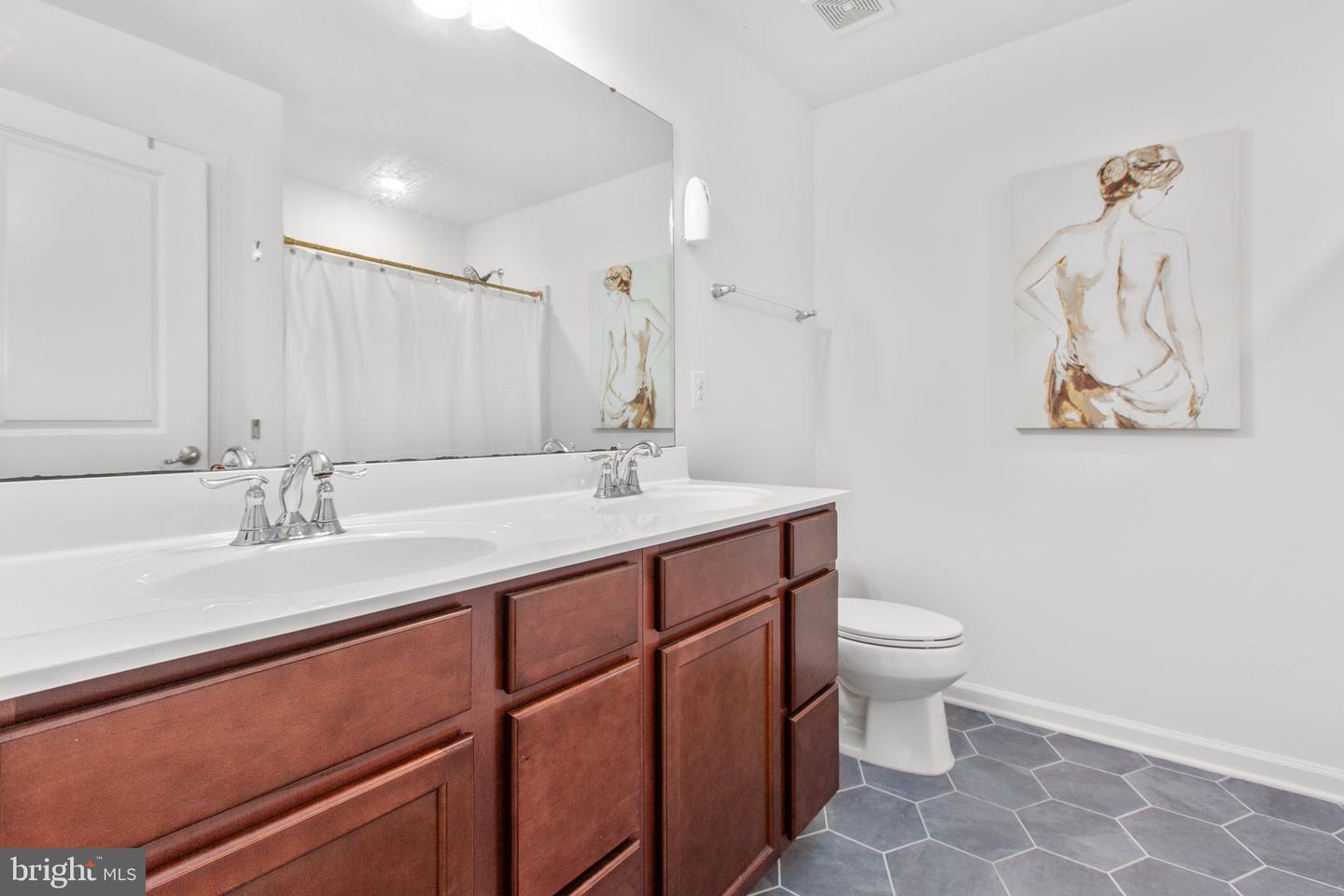 9523 FALL HAVEN RD, FREDERICKSBURG, Virginia 22407, 4 Bedrooms Bedrooms, ,2 BathroomsBathrooms,Residential,For sale,9523 FALL HAVEN RD,VASP2036690 MLS # VASP2036690