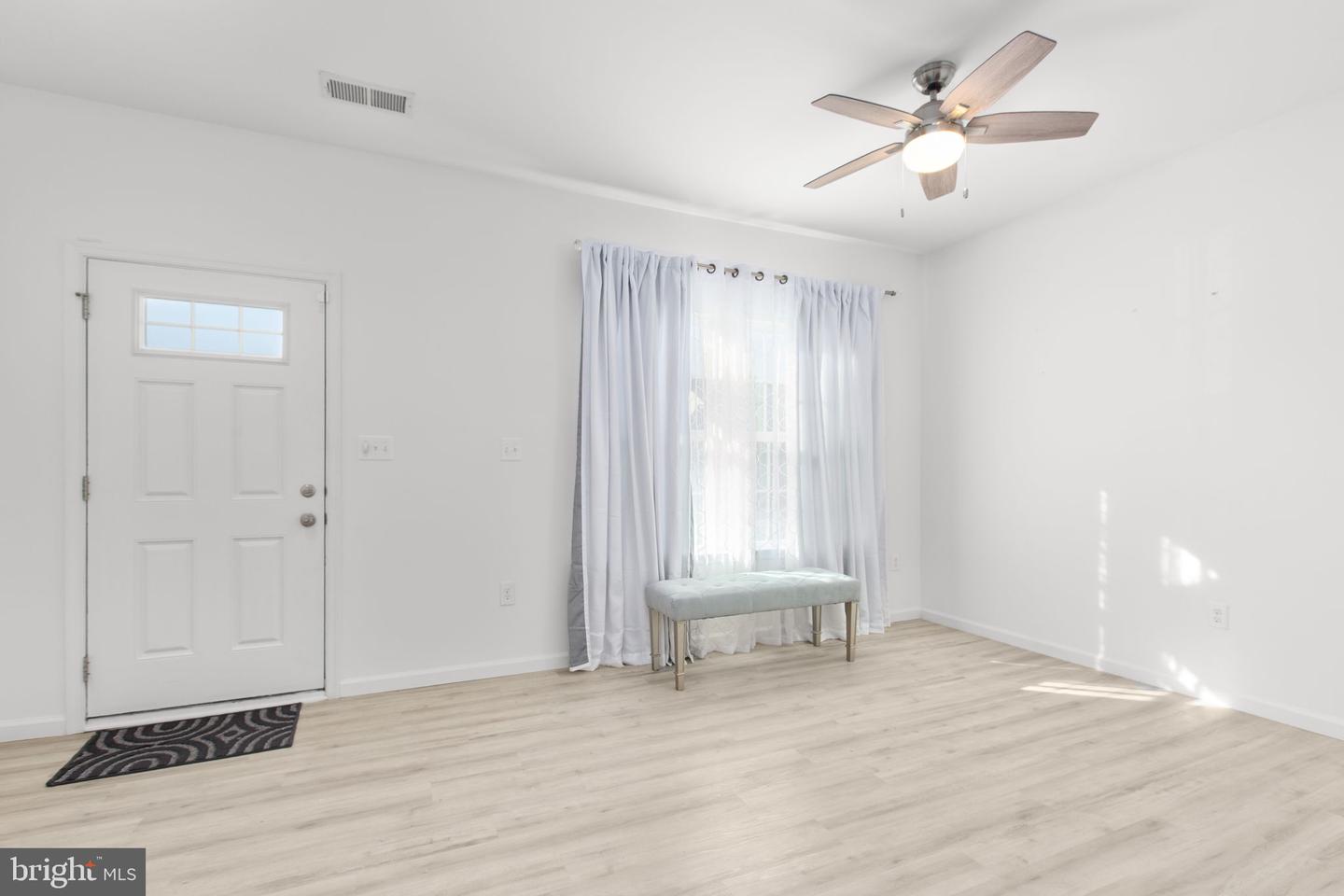 9523 FALL HAVEN RD, FREDERICKSBURG, Virginia 22407, 4 Bedrooms Bedrooms, ,2 BathroomsBathrooms,Residential,For sale,9523 FALL HAVEN RD,VASP2036690 MLS # VASP2036690