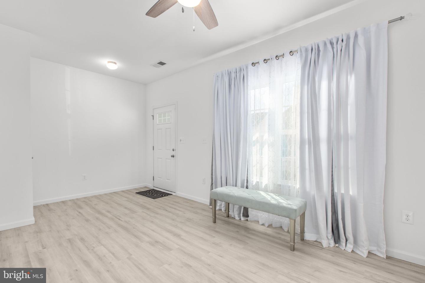 9523 FALL HAVEN RD, FREDERICKSBURG, Virginia 22407, 4 Bedrooms Bedrooms, ,2 BathroomsBathrooms,Residential,For sale,9523 FALL HAVEN RD,VASP2036690 MLS # VASP2036690