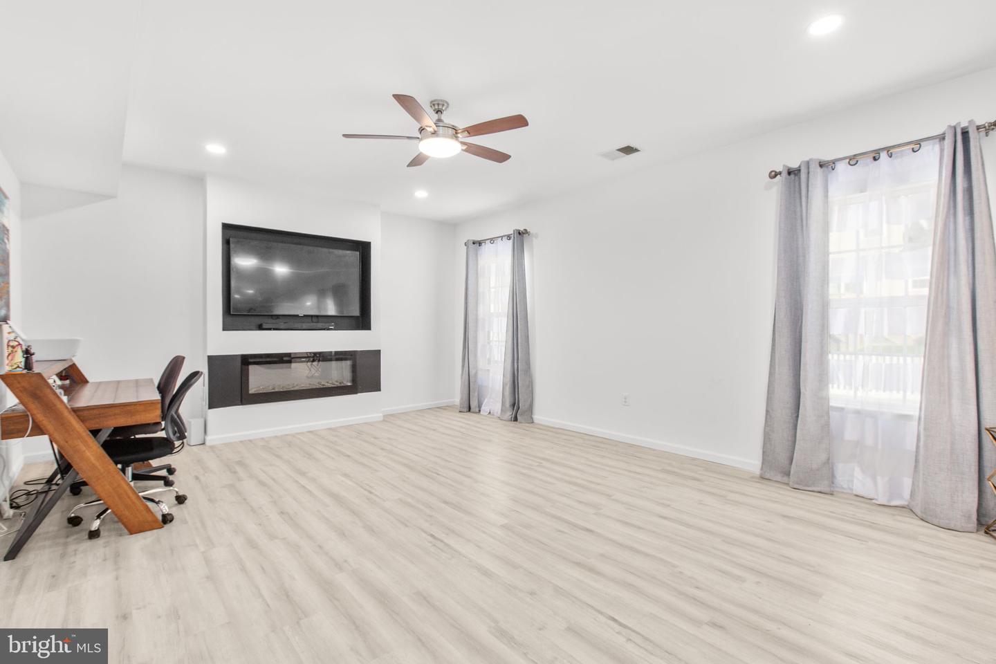 9523 FALL HAVEN RD, FREDERICKSBURG, Virginia 22407, 4 Bedrooms Bedrooms, ,2 BathroomsBathrooms,Residential,For sale,9523 FALL HAVEN RD,VASP2036690 MLS # VASP2036690