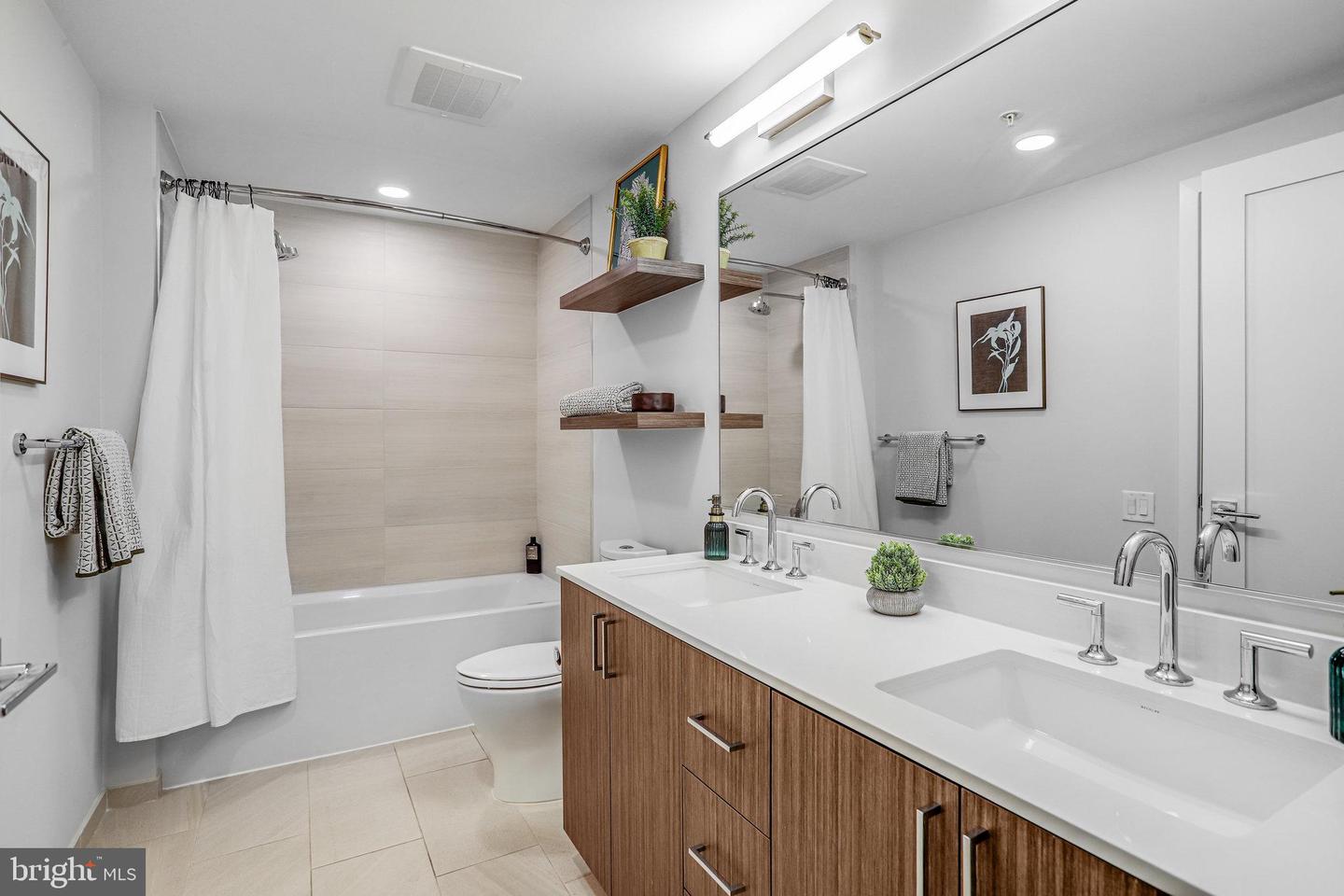 1211 VAN ST SE #501, WASHINGTON, District Of Columbia 20003, 2 Bedrooms Bedrooms, ,1 BathroomBathrooms,Residential,For sale,1211 VAN ST SE #501,DCDC2225542 MLS # DCDC2225542