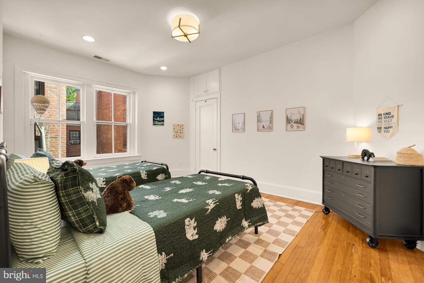 1910 S ST NW, WASHINGTON, District Of Columbia 20009, 8 Bedrooms Bedrooms, ,3 BathroomsBathrooms,Residential,For sale,1910 S ST NW,DCDC2225560 MLS # DCDC2225560