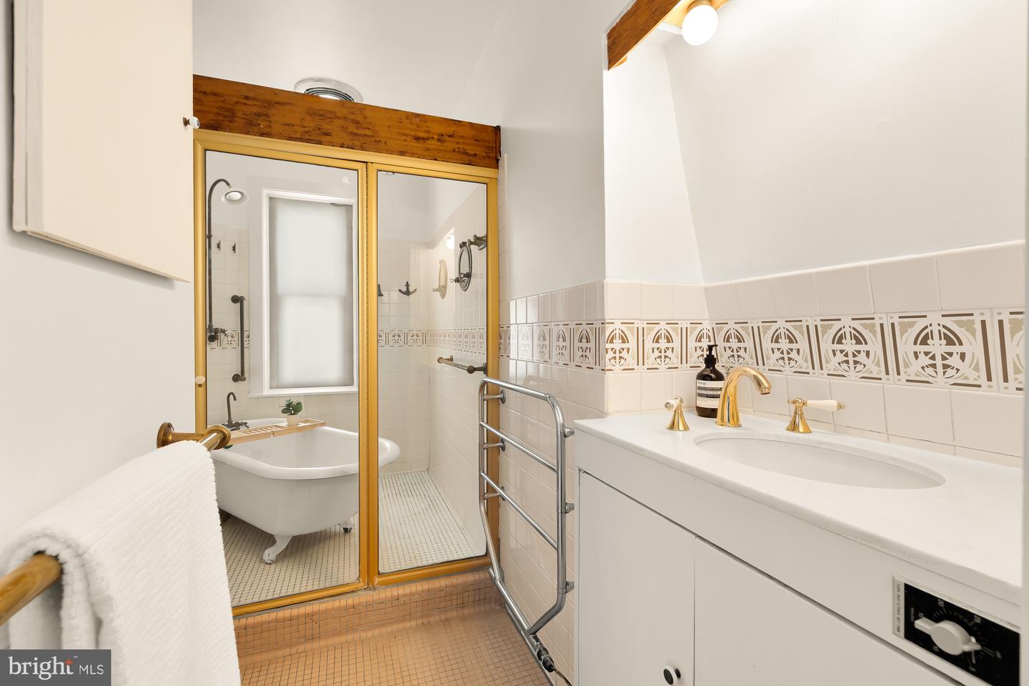 1910 S ST NW, WASHINGTON, District Of Columbia 20009, 8 Bedrooms Bedrooms, ,3 BathroomsBathrooms,Residential,For sale,1910 S ST NW,DCDC2225560 MLS # DCDC2225560