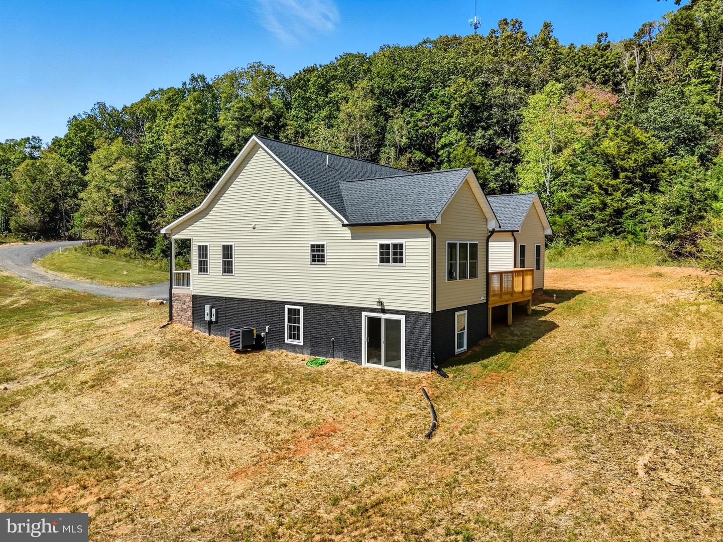 10446 CHERRY HILL RD., CULPEPER, Virginia 22701, 3 Bedrooms Bedrooms, ,2 BathroomsBathrooms,Residential,For sale,10446 CHERRY HILL RD.,VACU2011748 MLS # VACU2011748