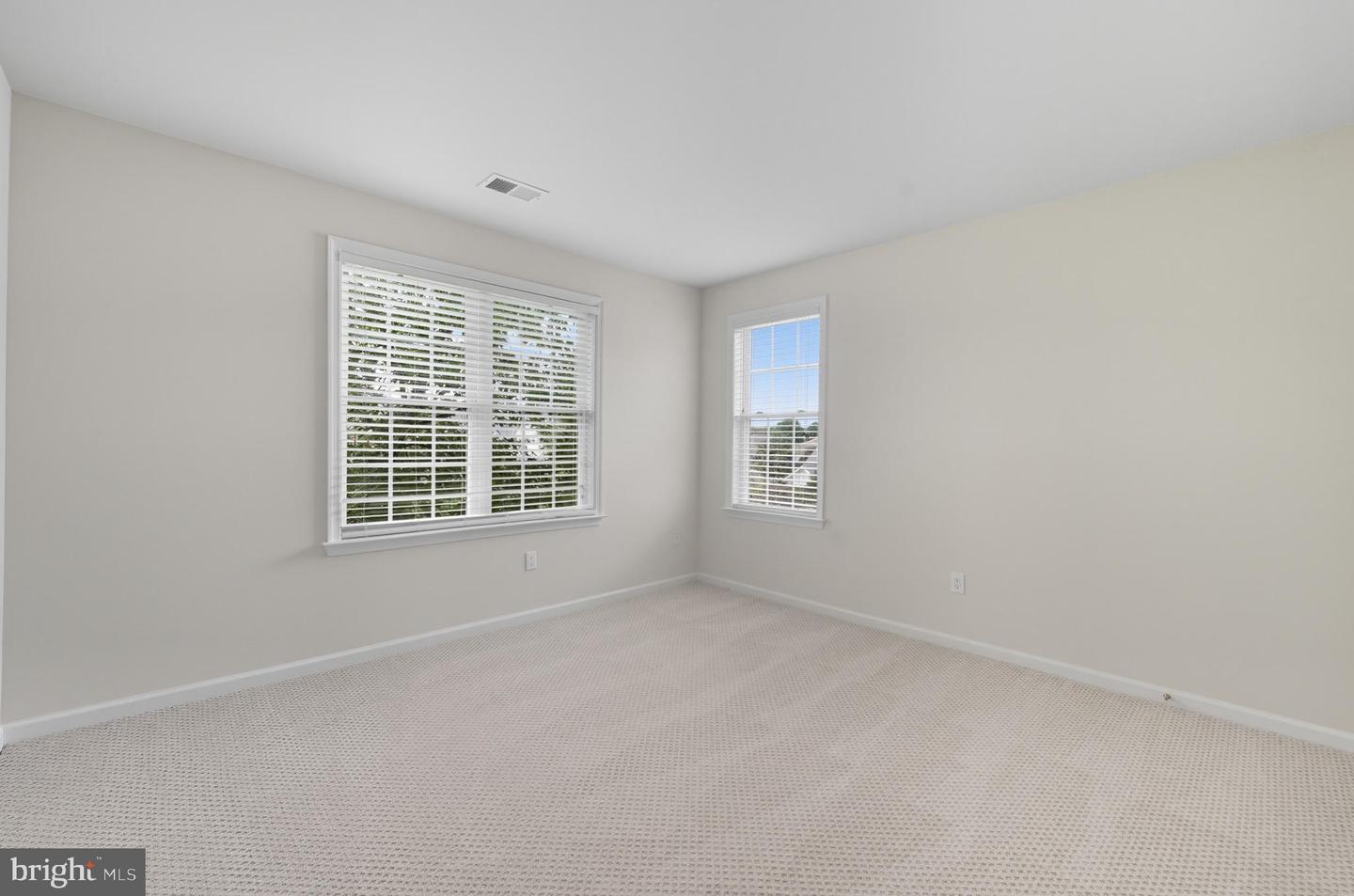 6066 HALVERTON PL, GAINESVILLE, Virginia 20155, 4 Bedrooms Bedrooms, ,3 BathroomsBathrooms,Residential,For sale,6066 HALVERTON PL,VAPW2105404 MLS # VAPW2105404