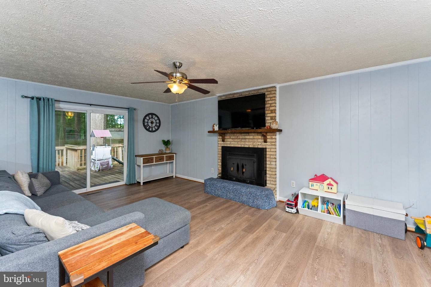 13 CARTER LN, STAFFORD, Virginia 22556, 4 Bedrooms Bedrooms, 12 Rooms Rooms,2 BathroomsBathrooms,Residential,For sale,13 CARTER LN,VAST2043286 MLS # VAST2043286