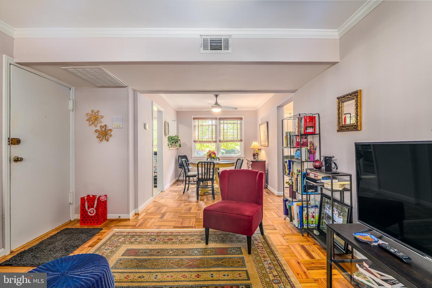 6509 POTOMAC AVE #A2, ALEXANDRIA, Virginia 22307, 1 Bedroom Bedrooms, ,1 BathroomBathrooms,Residential,For sale,6509 POTOMAC AVE #A2,VAFX2272880 MLS # VAFX2272880 6509 POTOMAC AVE #A2, ALEXANDRIA, Virginia 22307, 1 Bedroom Bedrooms, ,1 BathroomBathrooms,Residential,For sale,6509 POTOMAC AVE #A2,VAFX2272880 MLS # VAFX2272880