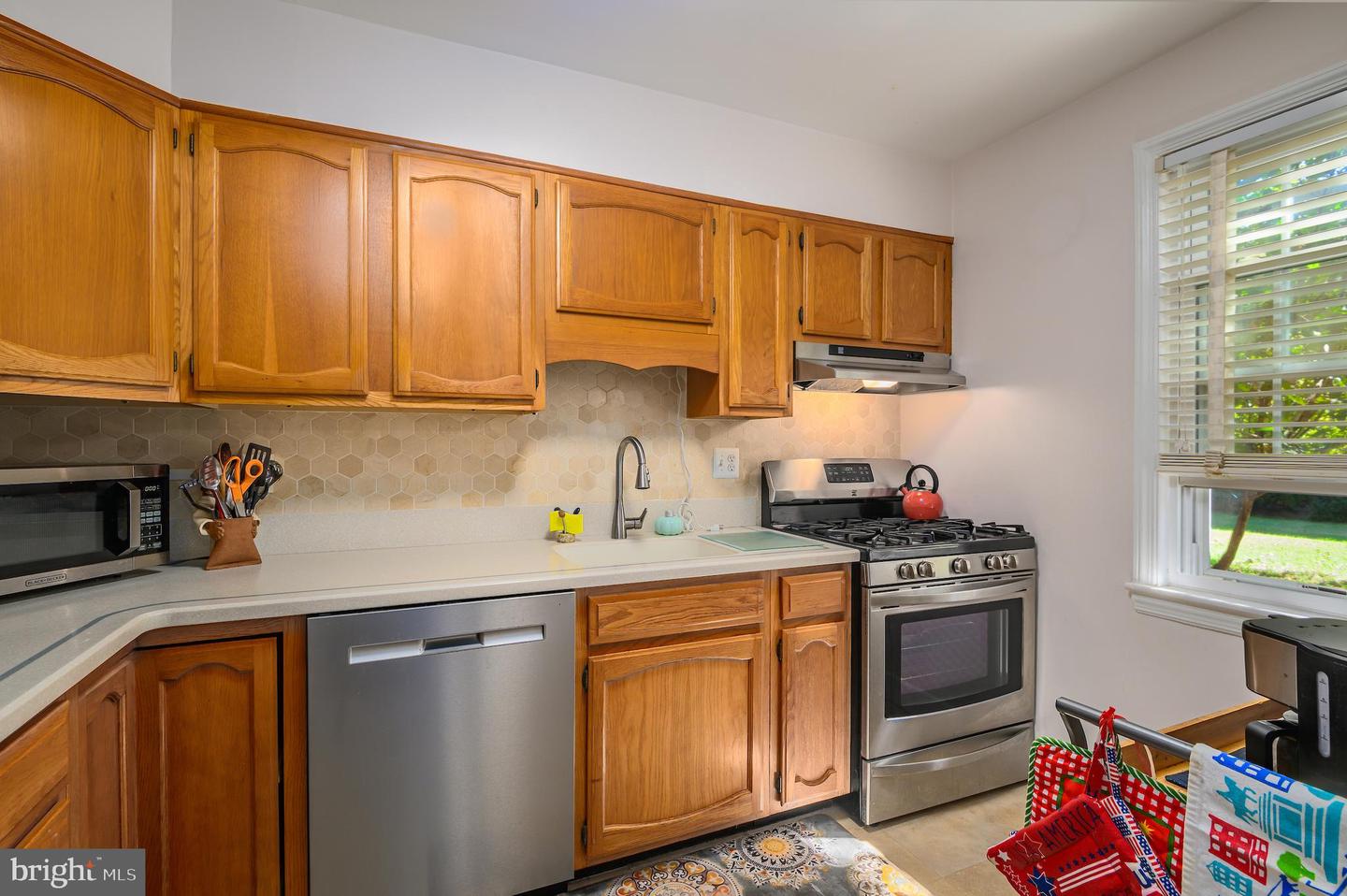 6509 POTOMAC AVE #A2, ALEXANDRIA, Virginia 22307, 1 Bedroom Bedrooms, ,1 BathroomBathrooms,Residential,For sale,6509 POTOMAC AVE #A2,VAFX2272880 MLS # VAFX2272880 6509 POTOMAC AVE #A2, ALEXANDRIA, Virginia 22307, 1 Bedroom Bedrooms, ,1 BathroomBathrooms,Residential,For sale,6509 POTOMAC AVE #A2,VAFX2272880 MLS # VAFX2272880