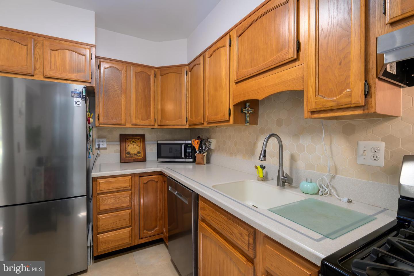 6509 POTOMAC AVE #A2, ALEXANDRIA, Virginia 22307, 1 Bedroom Bedrooms, ,1 BathroomBathrooms,Residential,For sale,6509 POTOMAC AVE #A2,VAFX2272880 MLS # VAFX2272880 6509 POTOMAC AVE #A2, ALEXANDRIA, Virginia 22307, 1 Bedroom Bedrooms, ,1 BathroomBathrooms,Residential,For sale,6509 POTOMAC AVE #A2,VAFX2272880 MLS # VAFX2272880
