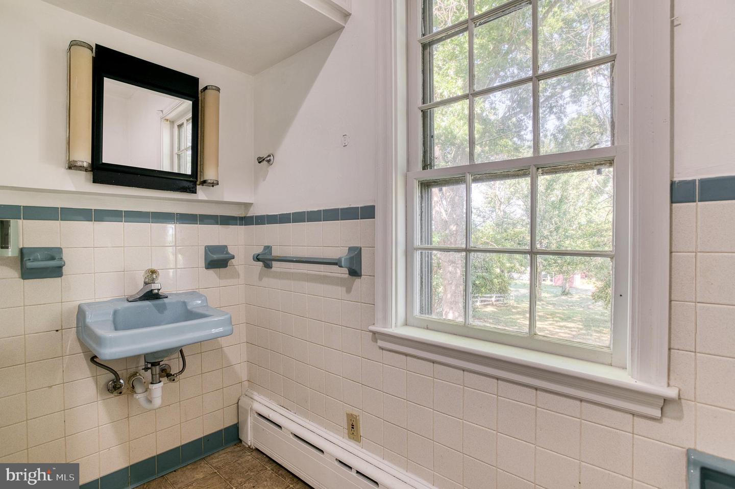 150 N MAIN ST, MADISON, Virginia 22727, 4 Bedrooms Bedrooms, ,2 BathroomsBathrooms,Residential,For sale,150 N MAIN ST,VAMA2002478 MLS # VAMA2002478