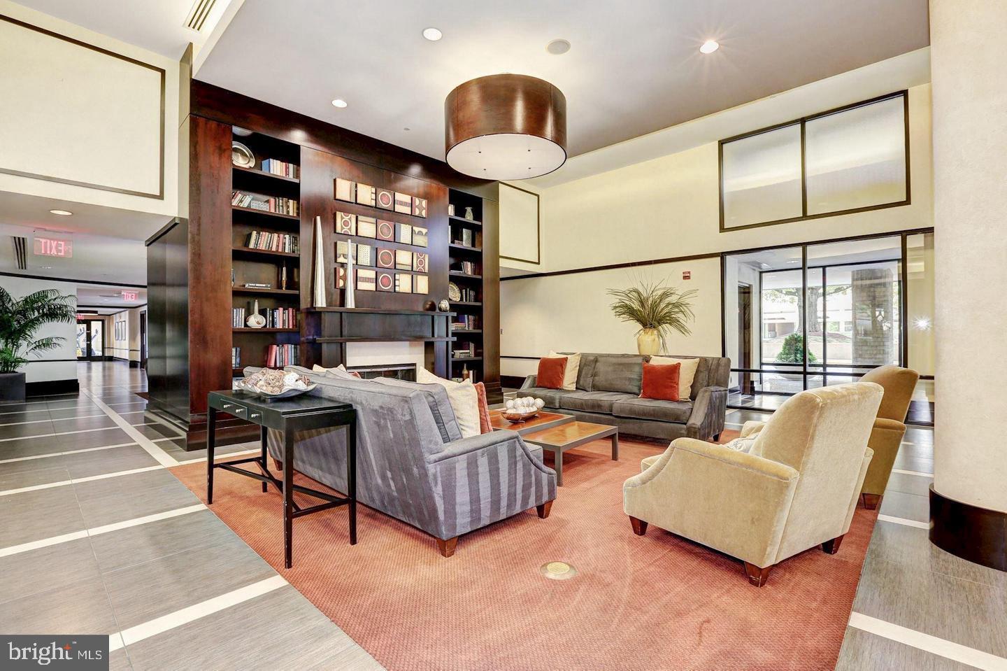 4500 S FOUR MILE RUN DR #220, ARLINGTON, Virginia 22204, 2 Bedrooms Bedrooms, ,2 BathroomsBathrooms,Residential,For sale,4500 S FOUR MILE RUN DR #220,VAAR2064592 MLS # VAAR2064592