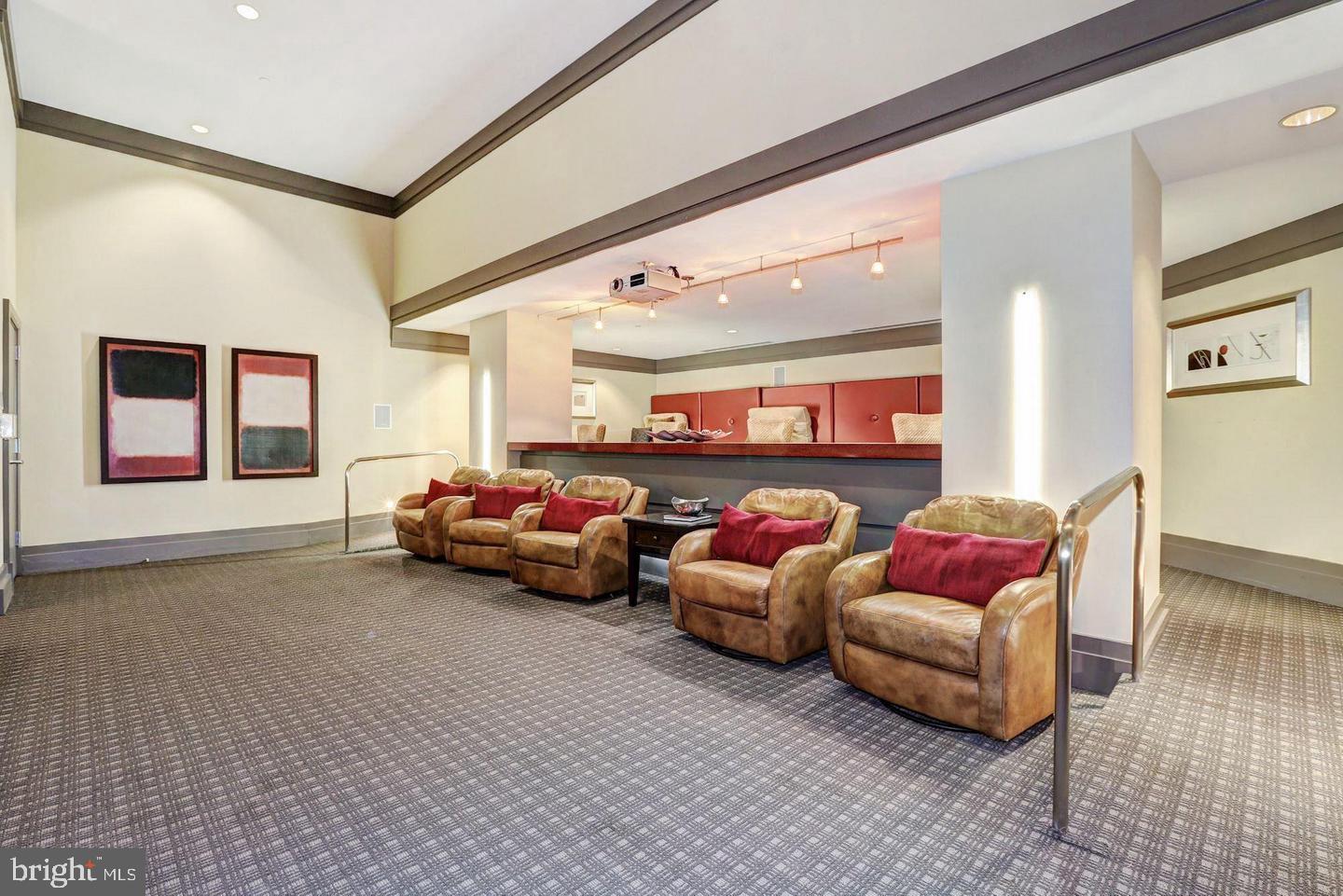 4500 S FOUR MILE RUN DR #220, ARLINGTON, Virginia 22204, 2 Bedrooms Bedrooms, ,2 BathroomsBathrooms,Residential,For sale,4500 S FOUR MILE RUN DR #220,VAAR2064592 MLS # VAAR2064592