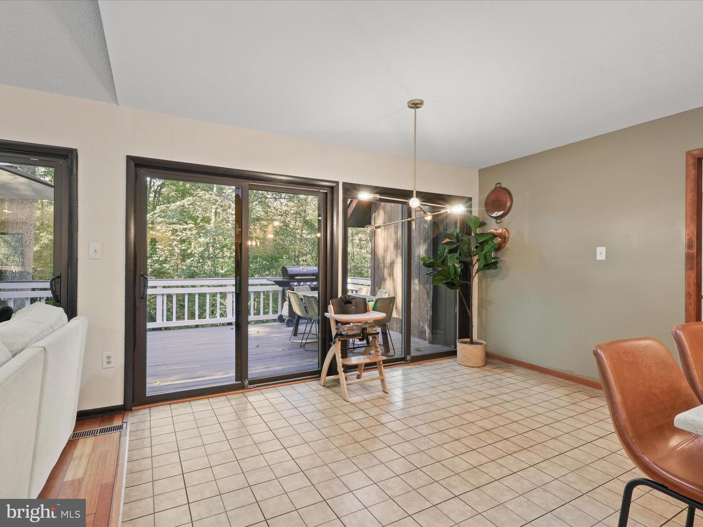 6704 FOX DEN CT, MANASSAS, Virginia 20112, 4 Bedrooms Bedrooms, 13 Rooms Rooms,3 BathroomsBathrooms,Residential,For sale,6704 FOX DEN CT,VAPW2105438 MLS # VAPW2105438