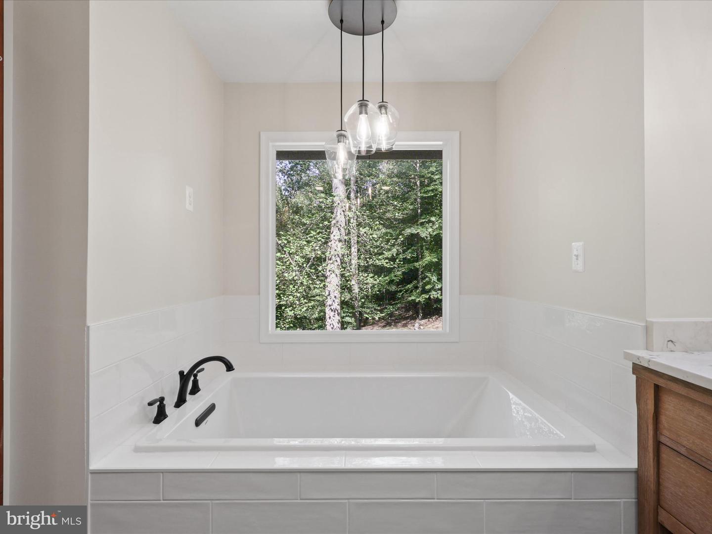 6704 FOX DEN CT, MANASSAS, Virginia 20112, 4 Bedrooms Bedrooms, 13 Rooms Rooms,3 BathroomsBathrooms,Residential,For sale,6704 FOX DEN CT,VAPW2105438 MLS # VAPW2105438