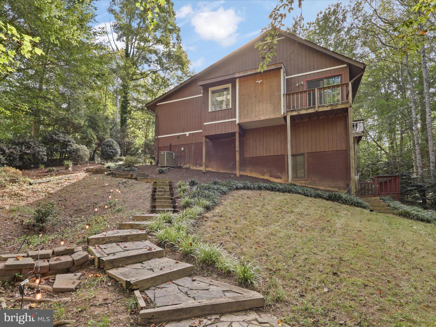 6704 FOX DEN CT, MANASSAS, Virginia 20112, 4 Bedrooms Bedrooms, 13 Rooms Rooms,3 BathroomsBathrooms,Residential,For sale,6704 FOX DEN CT,VAPW2105438 MLS # VAPW2105438