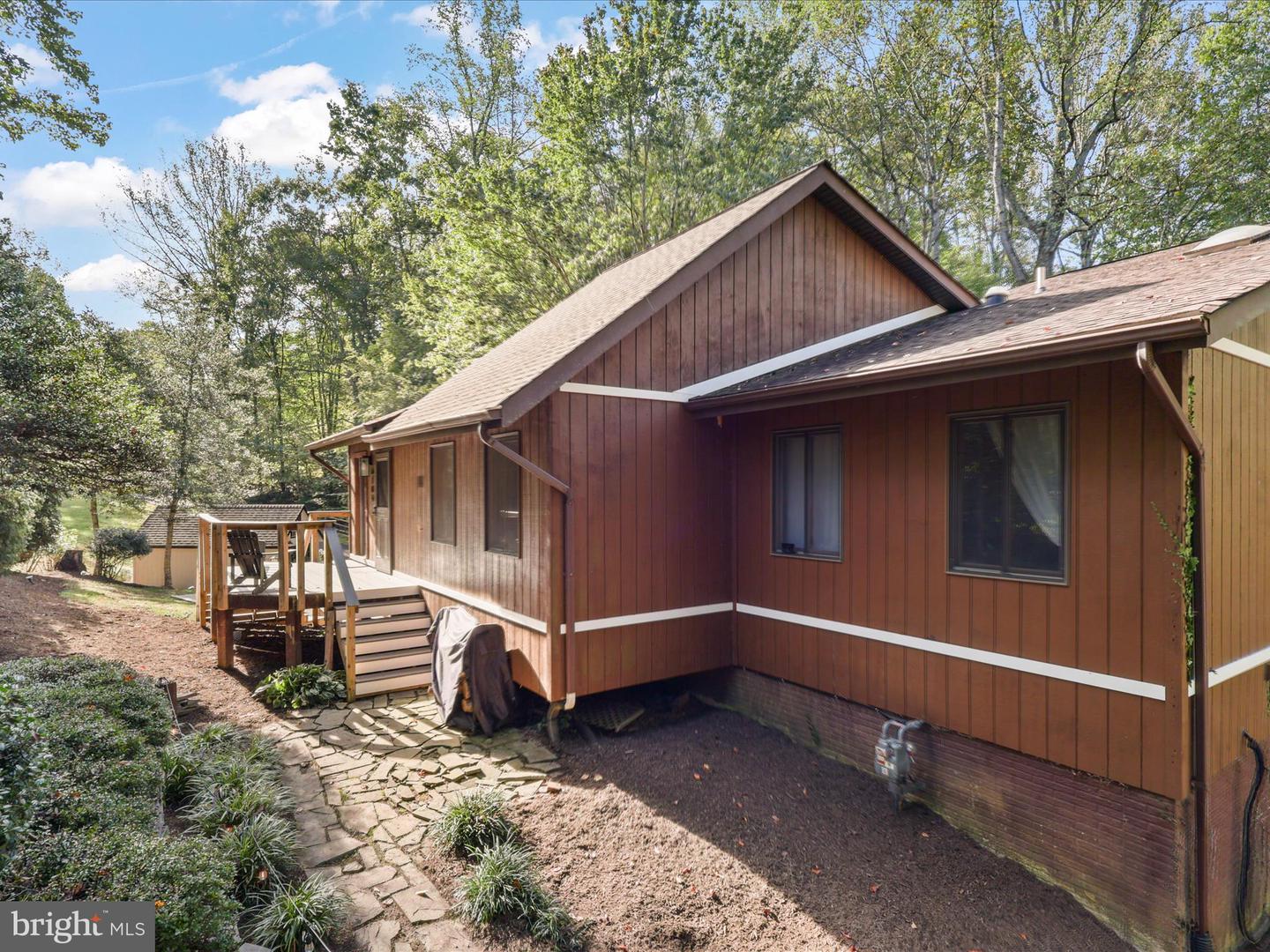 6704 FOX DEN CT, MANASSAS, Virginia 20112, 4 Bedrooms Bedrooms, 13 Rooms Rooms,3 BathroomsBathrooms,Residential,For sale,6704 FOX DEN CT,VAPW2105438 MLS # VAPW2105438