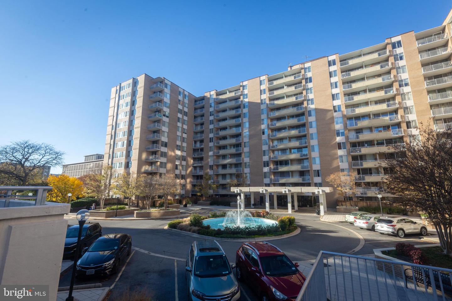 3001 VEAZEY TER NW #1128, WASHINGTON, District Of Columbia 20008, ,1 BathroomBathrooms,Residential,For sale,3001 VEAZEY TER NW #1128,DCDC2225678 MLS # DCDC2225678 3001 VEAZEY TER NW #1128, WASHINGTON, District Of Columbia 20008, ,1 BathroomBathrooms,Residential,For sale,3001 VEAZEY TER NW #1128,DCDC2225678 MLS # DCDC2225678