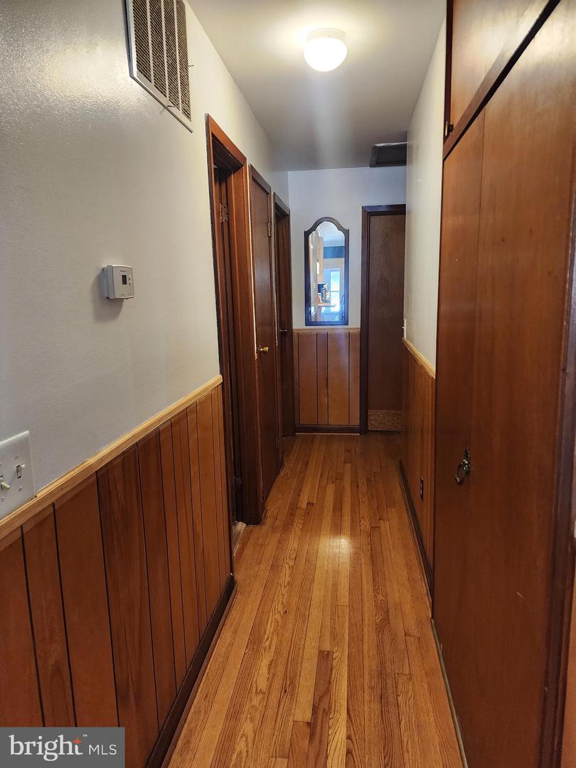 2712 LAFAYETTE BLVD, FREDERICKSBURG, Virginia 22408, 3 Bedrooms Bedrooms, ,2 BathroomsBathrooms,Residential,For sale,2712 LAFAYETTE BLVD,VASP2036714 MLS # VASP2036714