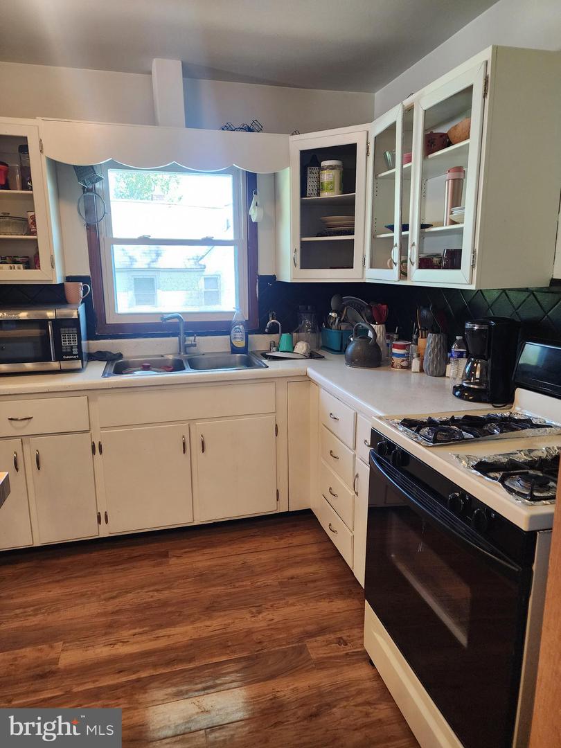 2712 LAFAYETTE BLVD, FREDERICKSBURG, Virginia 22408, 3 Bedrooms Bedrooms, ,2 BathroomsBathrooms,Residential,For sale,2712 LAFAYETTE BLVD,VASP2036714 MLS # VASP2036714