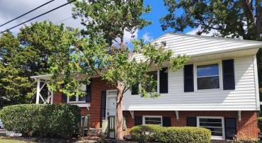 2712 LAFAYETTE BLVD, FREDERICKSBURG, Virginia 22408, 3 Bedrooms Bedrooms, ,2 BathroomsBathrooms,Residential,For sale,2712 LAFAYETTE BLVD,VASP2036714 MLS # VASP2036714