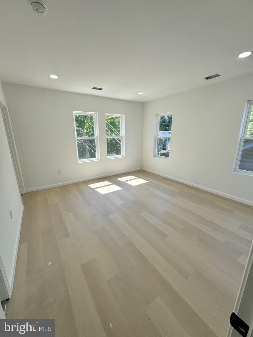 2932 YOST PL NE, WASHINGTON, District Of Columbia 20018, 6 Bedrooms Bedrooms, 10 Rooms Rooms,3 BathroomsBathrooms,Residential,For sale,2932 YOST PL NE,DCDC2225698 MLS # DCDC2225698