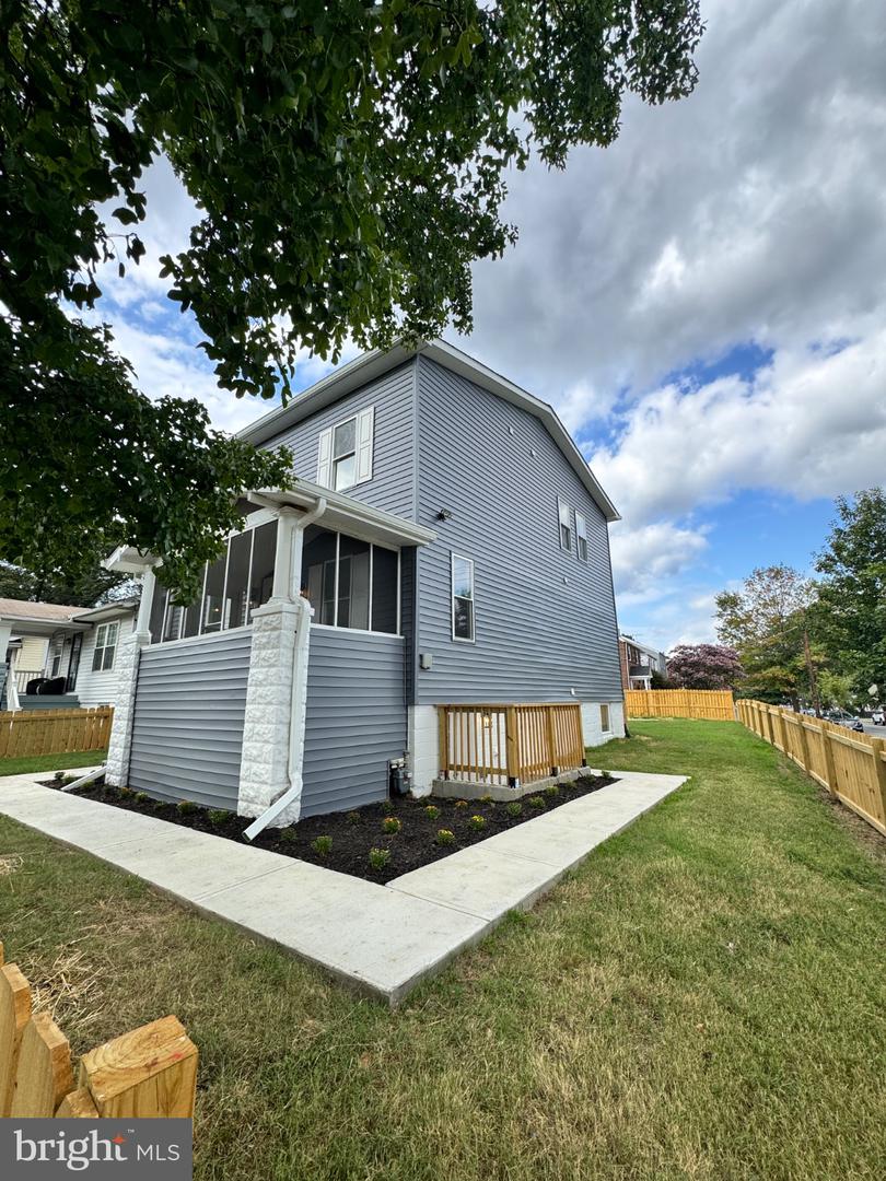 2932 YOST PL NE, WASHINGTON, District Of Columbia 20018, 6 Bedrooms Bedrooms, 10 Rooms Rooms,3 BathroomsBathrooms,Residential,For sale,2932 YOST PL NE,DCDC2225698 MLS # DCDC2225698