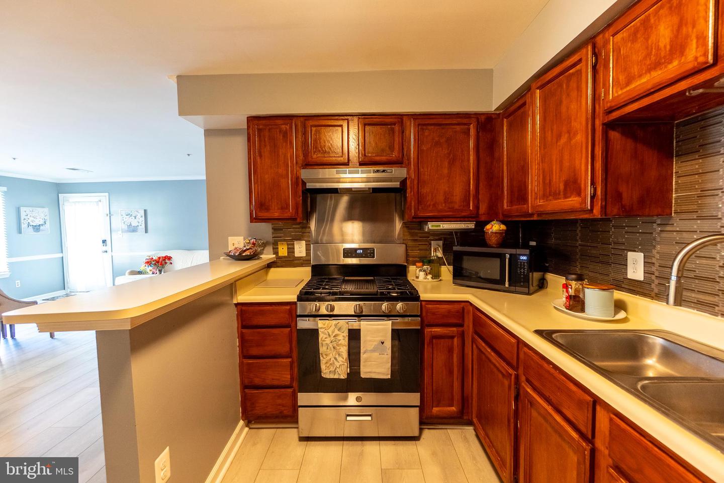 11010 KOMAN CIR, MANASSAS, Virginia 20109, 2 Bedrooms Bedrooms, ,2 BathroomsBathrooms,Residential,For sale,11010 KOMAN CIR,VAPW2105452 MLS # VAPW2105452