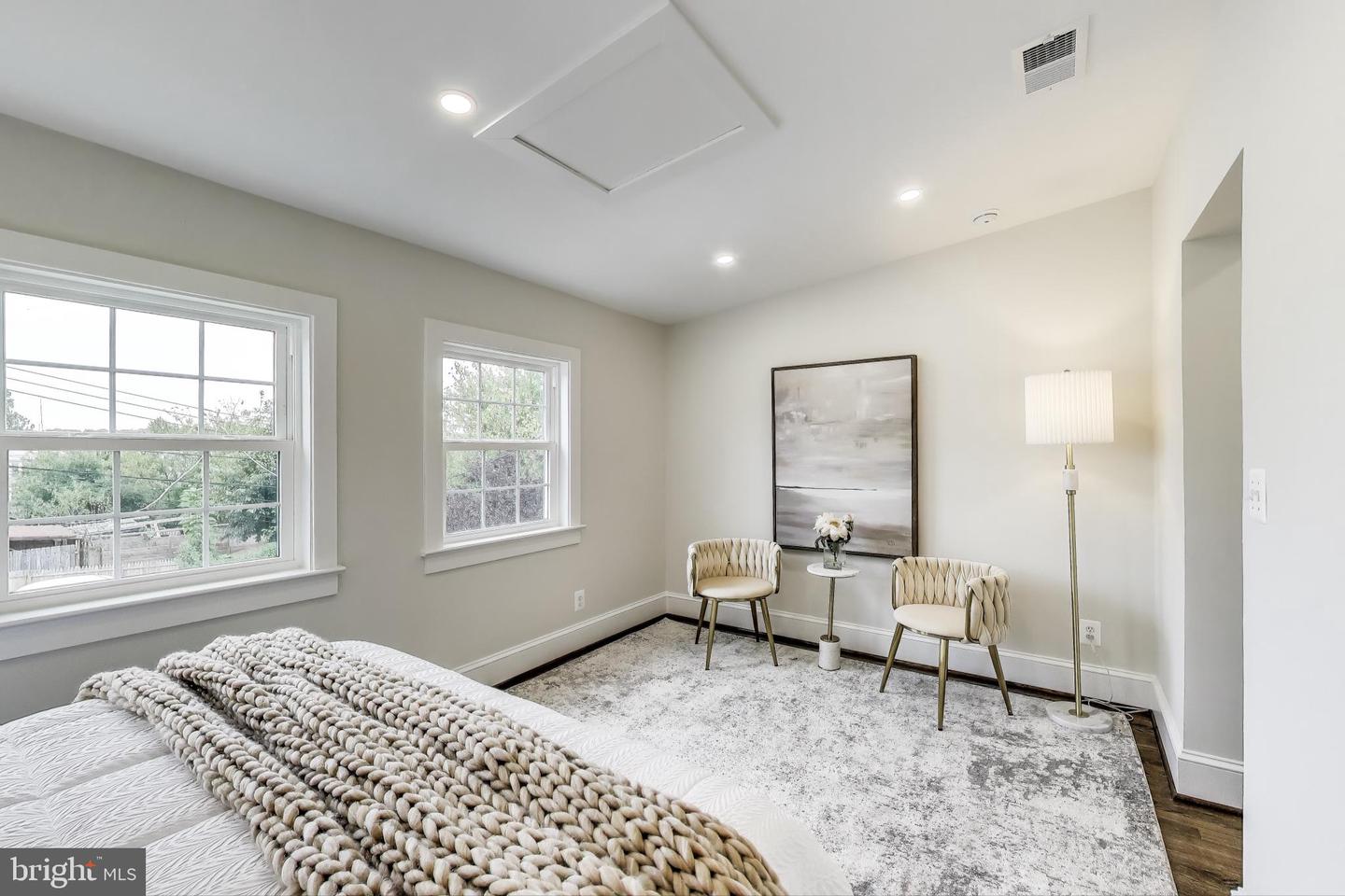 4616 8TH ST NW, WASHINGTON, District Of Columbia 20011, 4 Bedrooms Bedrooms, ,3 BathroomsBathrooms,Residential,For sale,4616 8TH ST NW,DCDC2225630 MLS # DCDC2225630