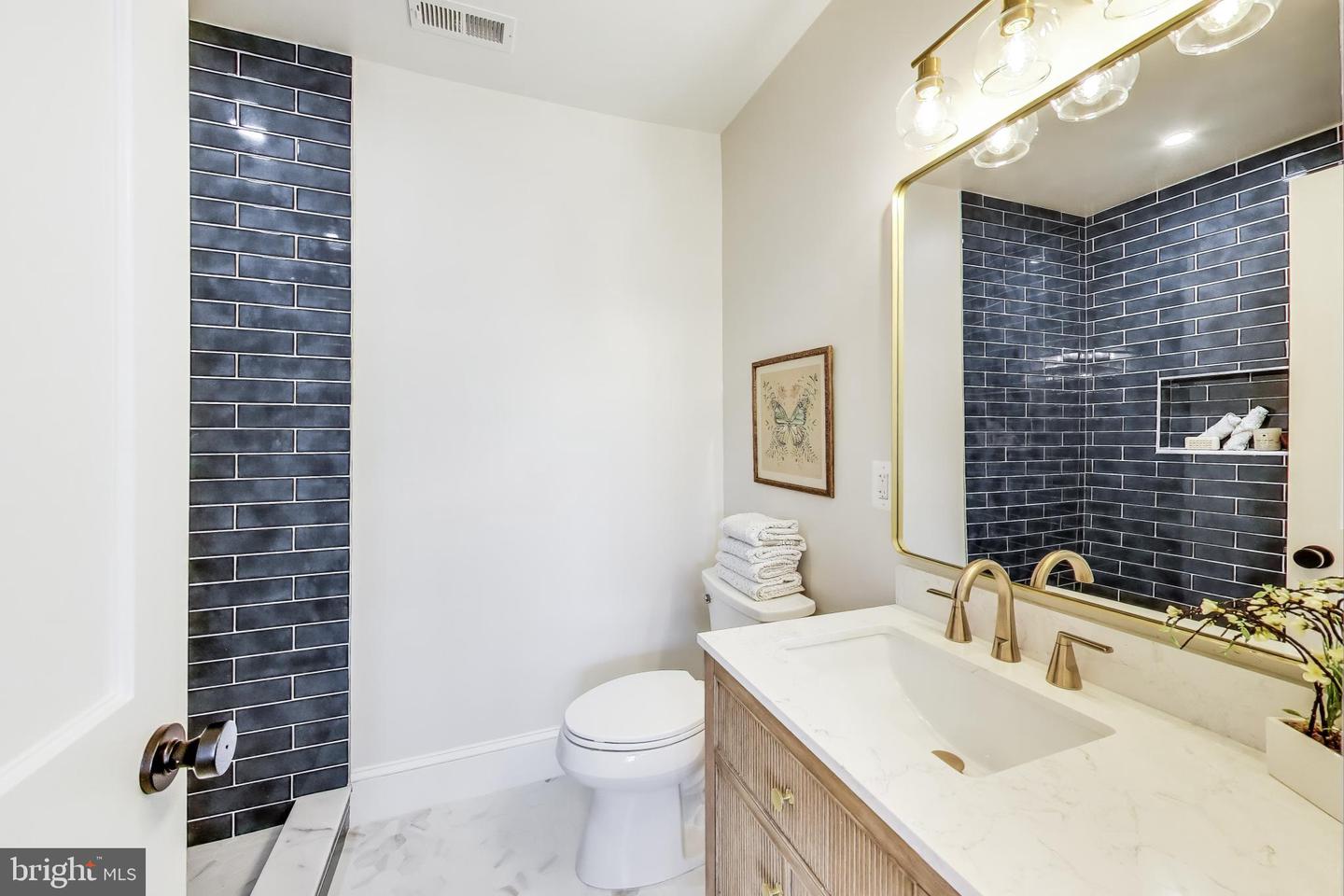 4616 8TH ST NW, WASHINGTON, District Of Columbia 20011, 4 Bedrooms Bedrooms, ,3 BathroomsBathrooms,Residential,For sale,4616 8TH ST NW,DCDC2225630 MLS # DCDC2225630