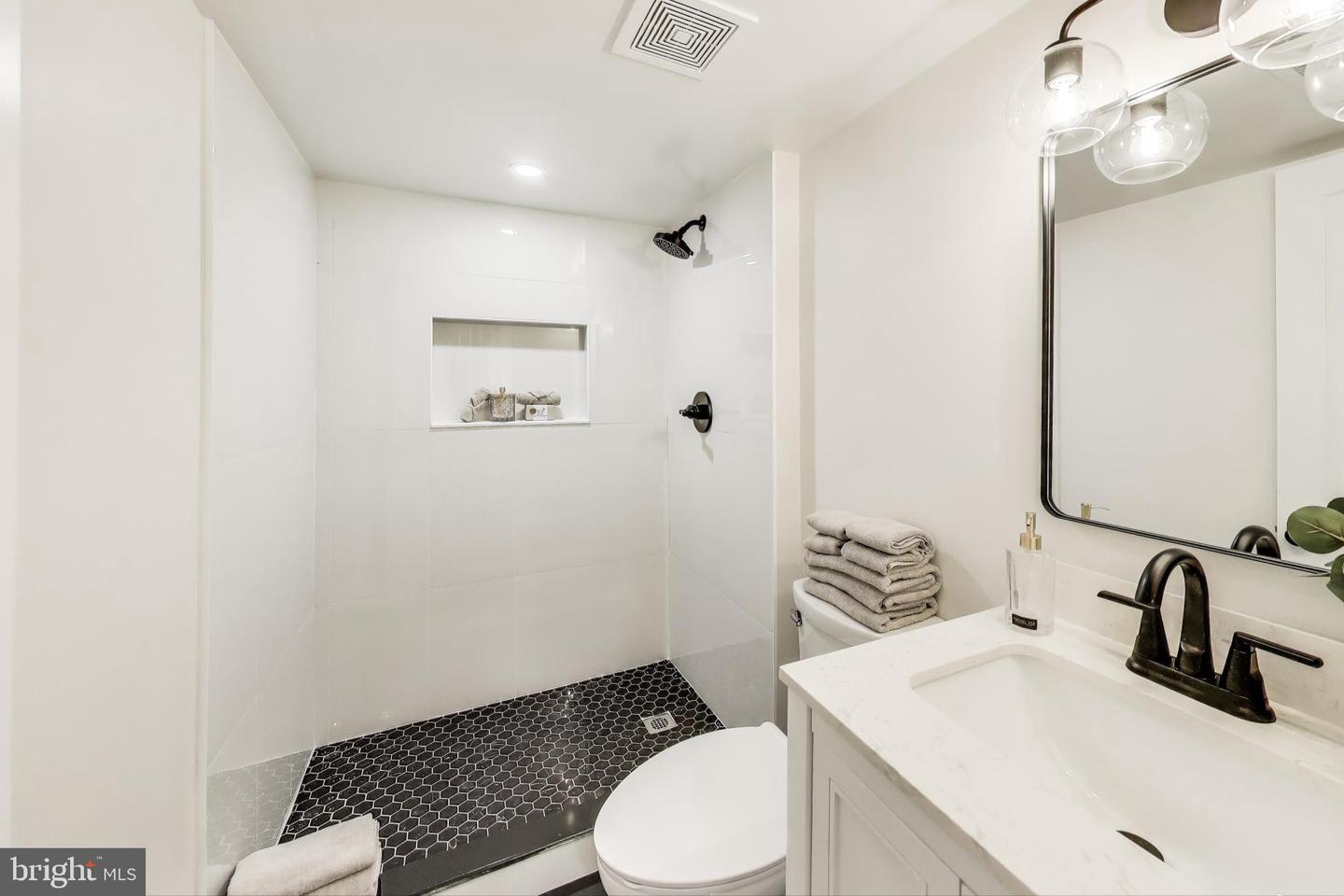 4616 8TH ST NW, WASHINGTON, District Of Columbia 20011, 4 Bedrooms Bedrooms, ,3 BathroomsBathrooms,Residential,For sale,4616 8TH ST NW,DCDC2225630 MLS # DCDC2225630