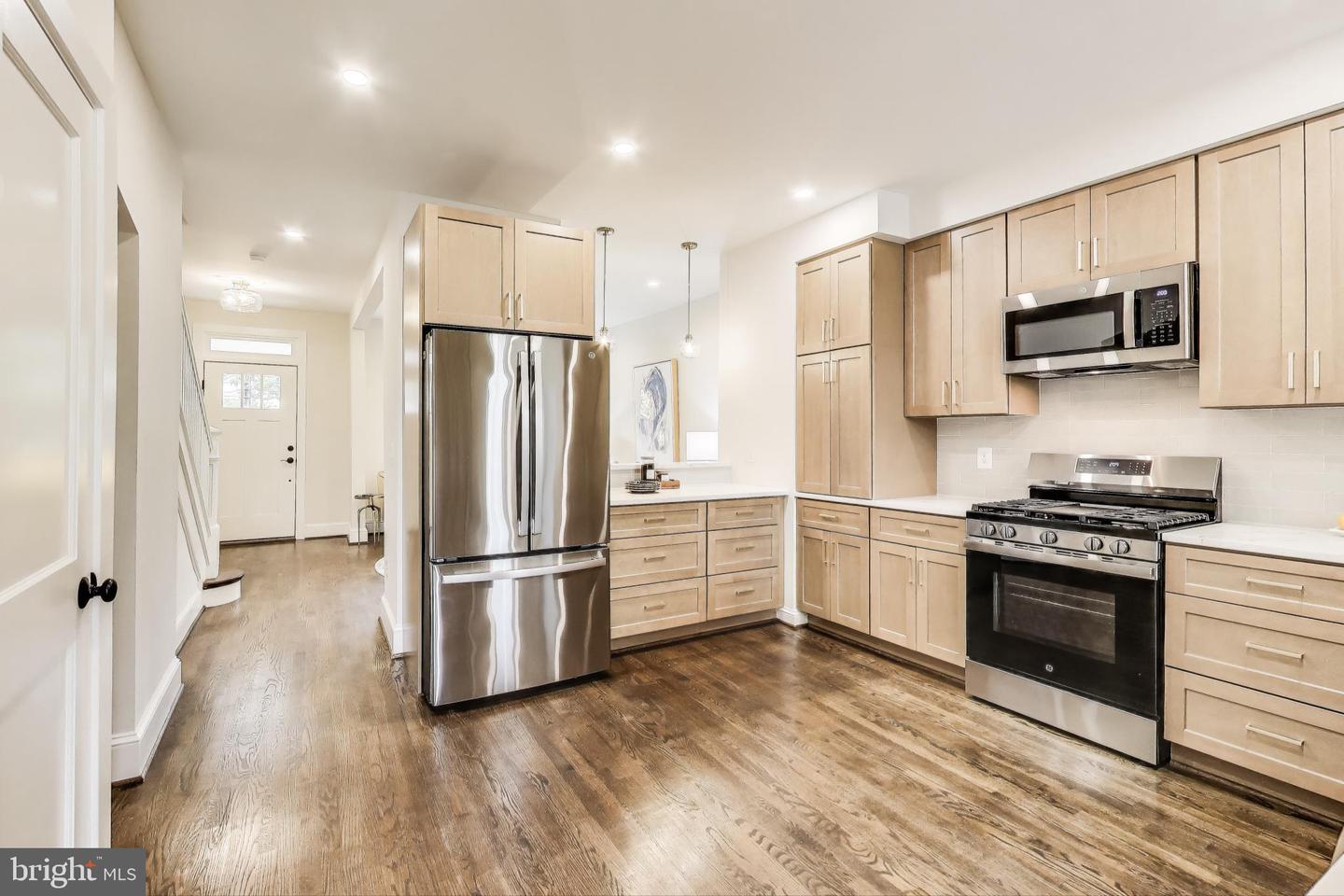4616 8TH ST NW, WASHINGTON, District Of Columbia 20011, 4 Bedrooms Bedrooms, ,3 BathroomsBathrooms,Residential,For sale,4616 8TH ST NW,DCDC2225630 MLS # DCDC2225630