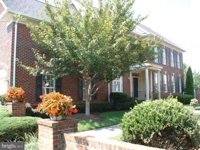 43414 WESTCHESTER SQ, LEESBURG, Virginia 20176, 3 Bedrooms Bedrooms, ,4 BathroomsBathrooms,Residential,For sale,43414 WESTCHESTER SQ,VALO2108300 MLS # VALO2108300