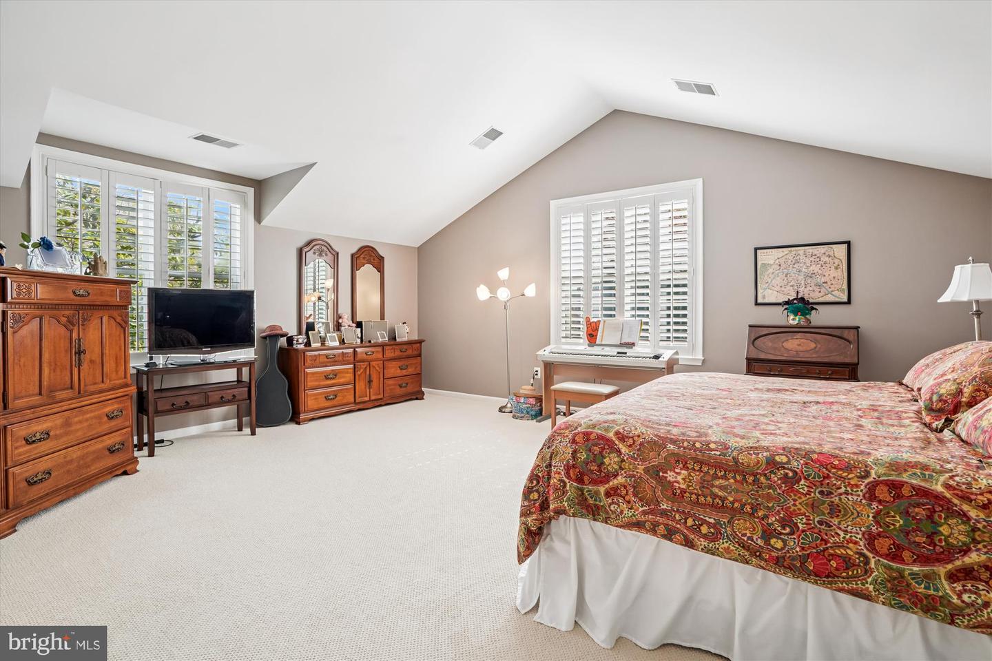 43414 WESTCHESTER SQ, LEESBURG, Virginia 20176, 3 Bedrooms Bedrooms, ,4 BathroomsBathrooms,Residential,For sale,43414 WESTCHESTER SQ,VALO2108300 MLS # VALO2108300 43414 WESTCHESTER SQ, LEESBURG, Virginia 20176, 3 Bedrooms Bedrooms, ,4 BathroomsBathrooms,Residential,For sale,43414 WESTCHESTER SQ,VALO2108300 MLS # VALO2108300