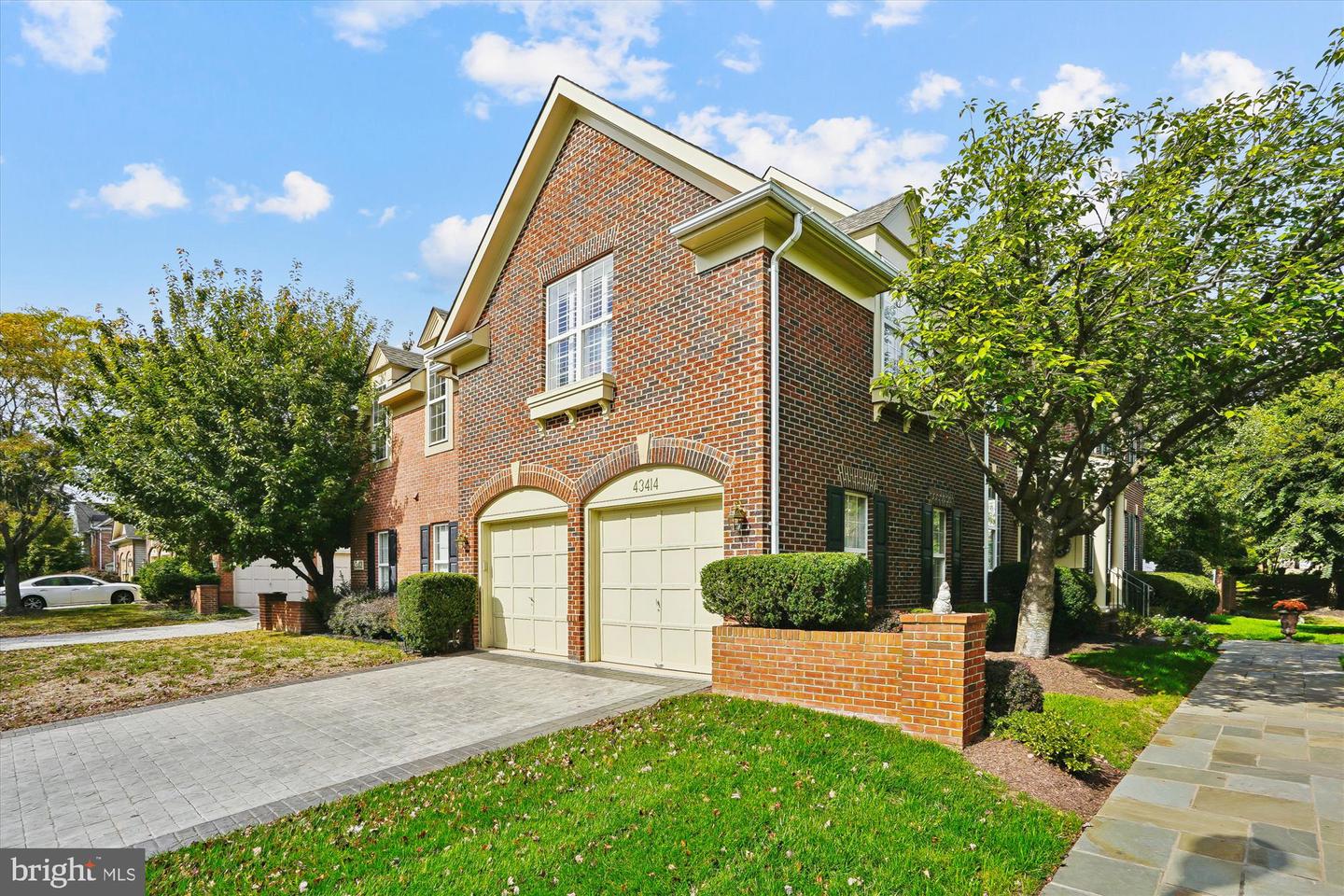 43414 WESTCHESTER SQ, LEESBURG, Virginia 20176, 3 Bedrooms Bedrooms, ,4 BathroomsBathrooms,Residential,For sale,43414 WESTCHESTER SQ,VALO2108300 MLS # VALO2108300 43414 WESTCHESTER SQ, LEESBURG, Virginia 20176, 3 Bedrooms Bedrooms, ,4 BathroomsBathrooms,Residential,For sale,43414 WESTCHESTER SQ,VALO2108300 MLS # VALO2108300