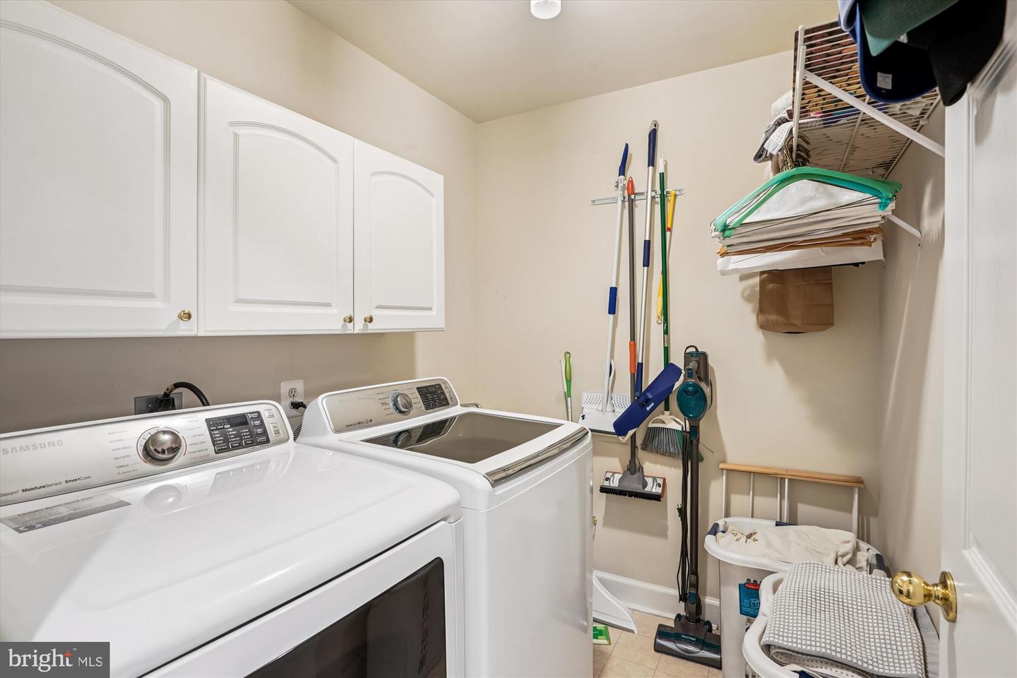 43414 WESTCHESTER SQ, LEESBURG, Virginia 20176, 3 Bedrooms Bedrooms, ,4 BathroomsBathrooms,Residential,For sale,43414 WESTCHESTER SQ,VALO2108300 MLS # VALO2108300 43414 WESTCHESTER SQ, LEESBURG, Virginia 20176, 3 Bedrooms Bedrooms, ,4 BathroomsBathrooms,Residential,For sale,43414 WESTCHESTER SQ,VALO2108300 MLS # VALO2108300