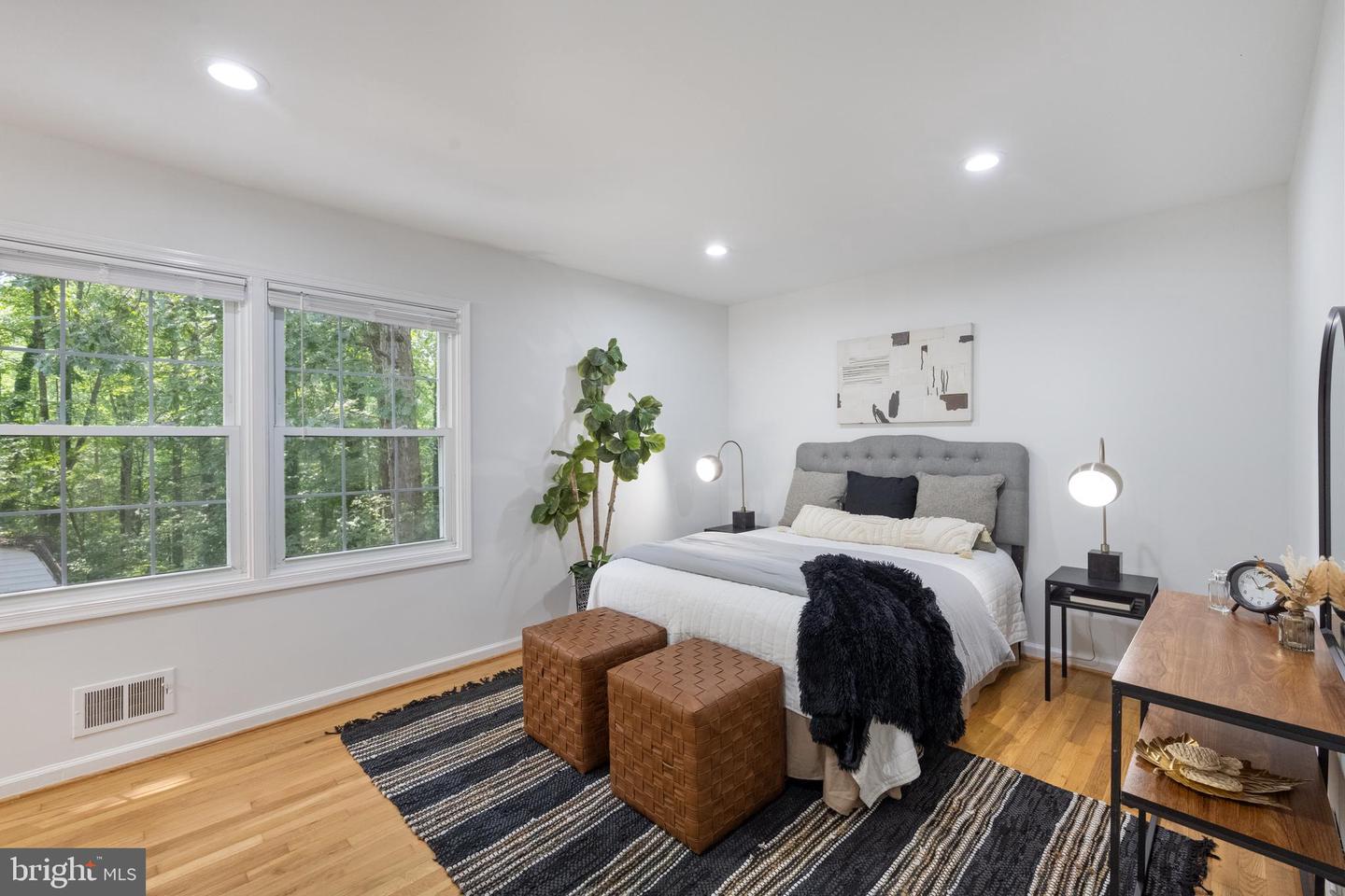 6410 WYNGATE DR, SPRINGFIELD, Virginia 22152, 6 Bedrooms Bedrooms, 15 Rooms Rooms,3 BathroomsBathrooms,Residential,For sale,6410 WYNGATE DR,VAFX2272872 MLS # VAFX2272872