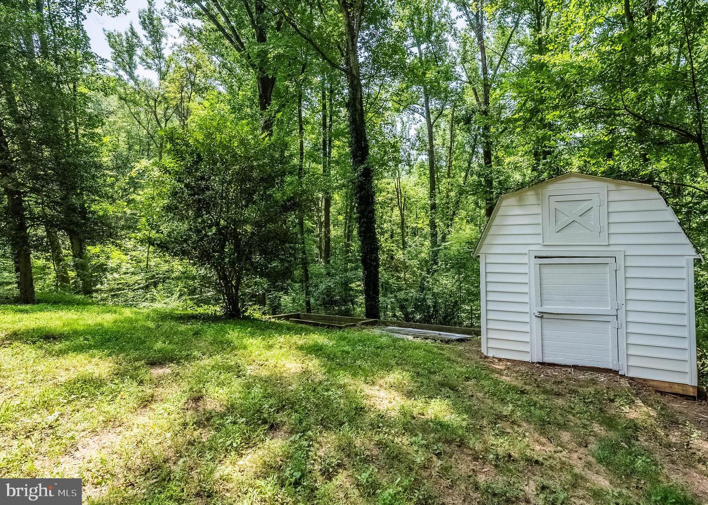 6410 WYNGATE DR, SPRINGFIELD, Virginia 22152, 6 Bedrooms Bedrooms, 15 Rooms Rooms,3 BathroomsBathrooms,Residential,For sale,6410 WYNGATE DR,VAFX2272872 MLS # VAFX2272872