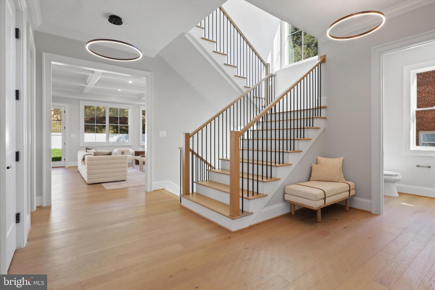 2541 23RD RD N, ARLINGTON, Virginia 22207, 5 Bedrooms Bedrooms, ,5 BathroomsBathrooms,Residential,For sale,2541 23RD RD N,VAAR2064578 MLS # VAAR2064578