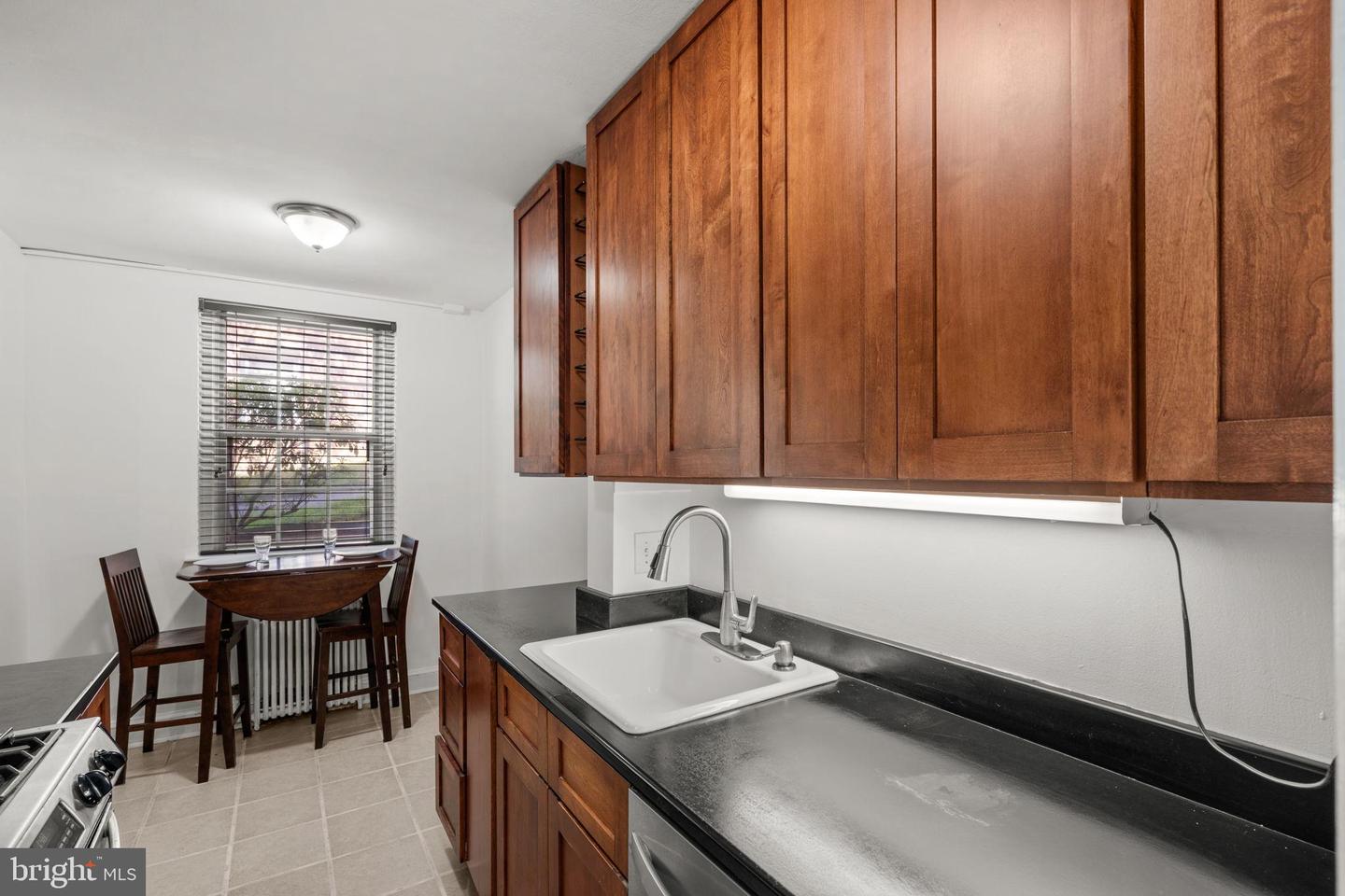 4581 MACARTHUR BLVD NW #103, WASHINGTON, District Of Columbia 20007, 1 Bedroom Bedrooms, 2 Rooms Rooms,1 BathroomBathrooms,Residential,For sale,4581 MACARTHUR BLVD NW #103,DCDC2225664 MLS # DCDC2225664
