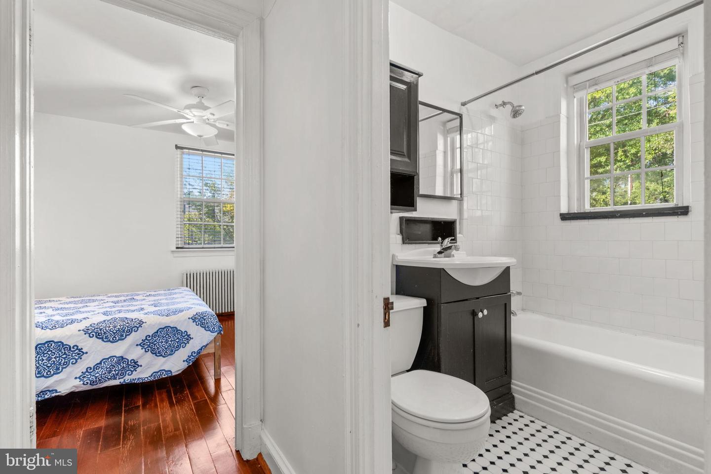 4581 MACARTHUR BLVD NW #103, WASHINGTON, District Of Columbia 20007, 1 Bedroom Bedrooms, 2 Rooms Rooms,1 BathroomBathrooms,Residential,For sale,4581 MACARTHUR BLVD NW #103,DCDC2225664 MLS # DCDC2225664