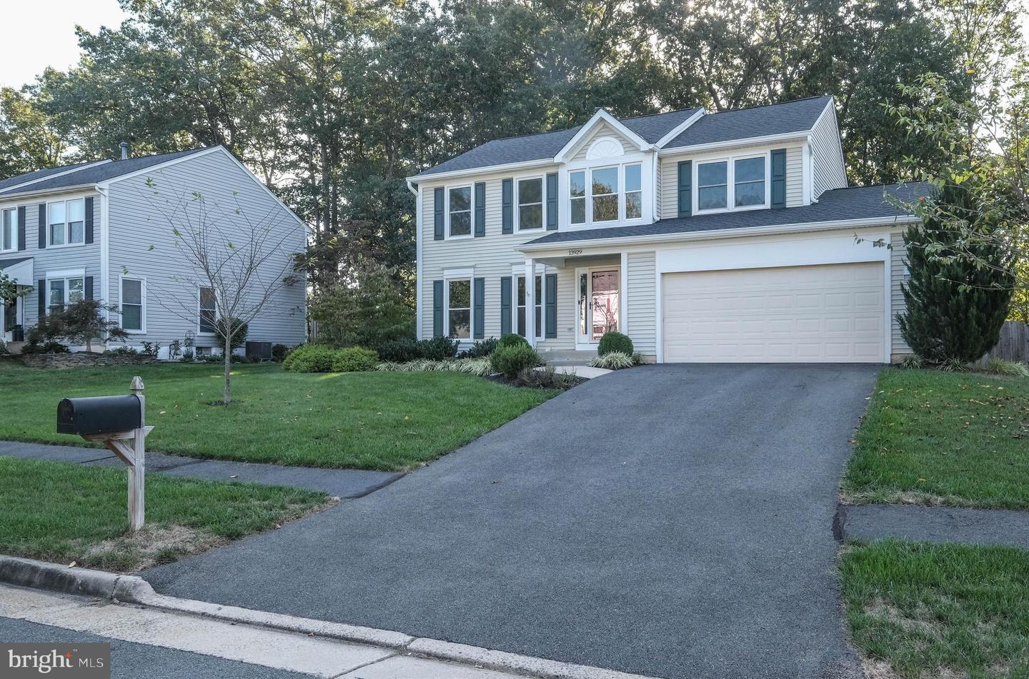 13929 TALL TIMBER CT, GAINESVILLE, Virginia 20155, 4 Bedrooms Bedrooms, ,3 BathroomsBathrooms,Residential,For sale,13929 TALL TIMBER CT,VAPW2105430 MLS # VAPW2105430